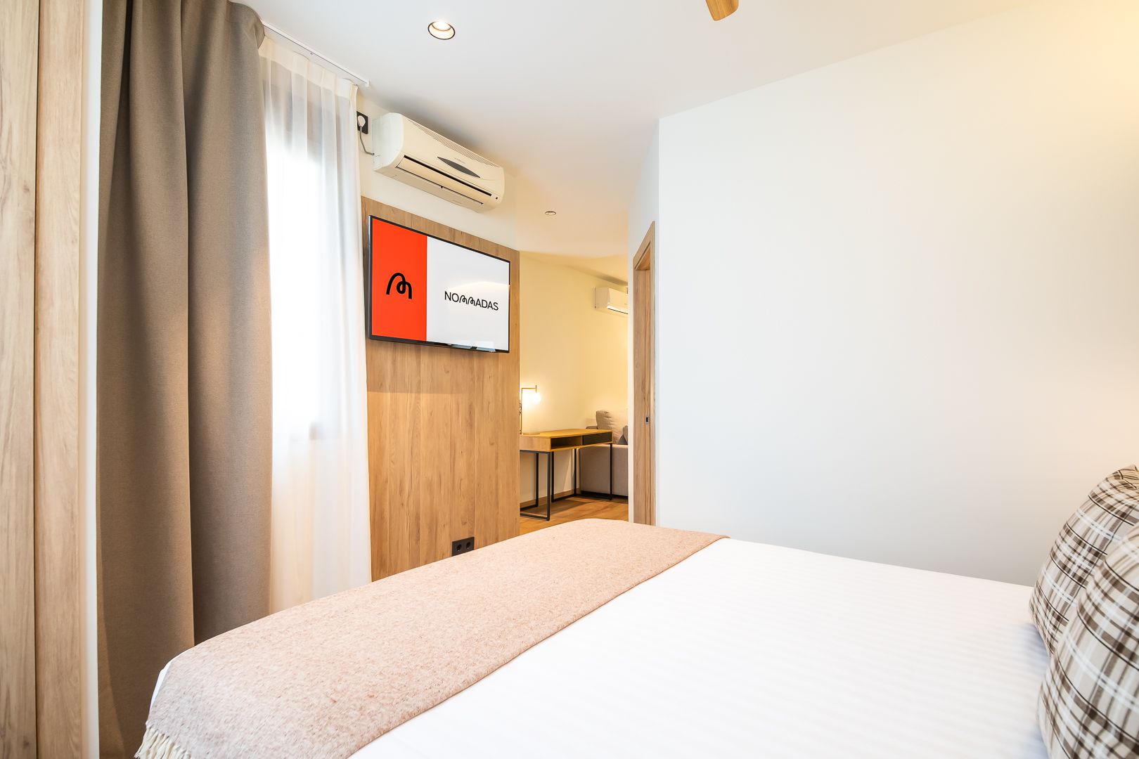 Hotel nommadas jero valencia, Valencia