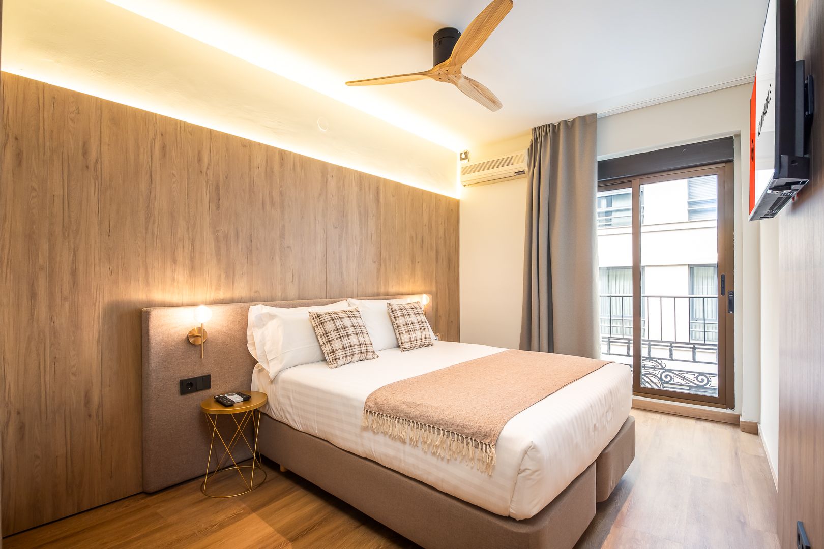 Hotel nommadas jero valencia, Valencia
