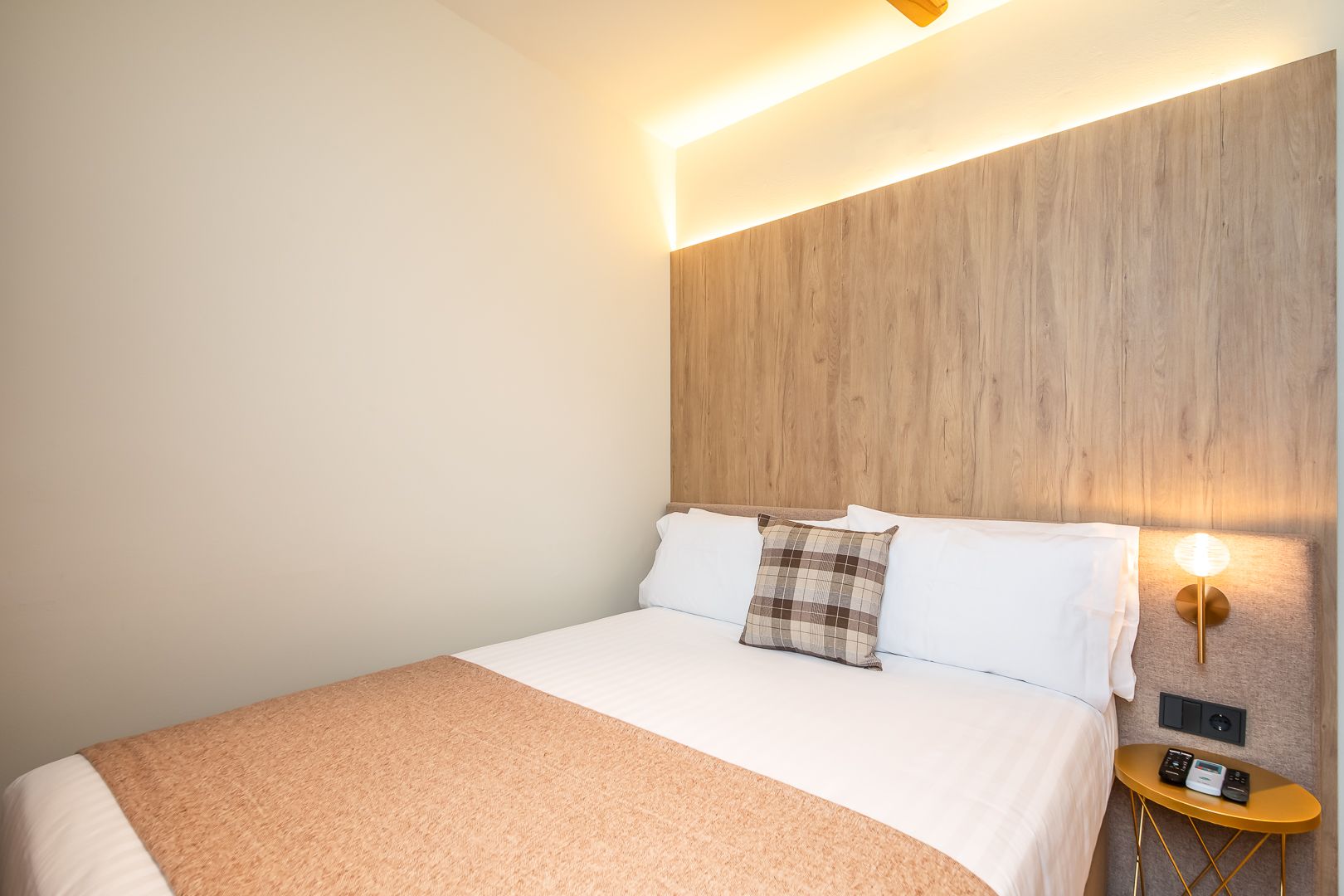 Hotel nommadas jero valencia, Valencia