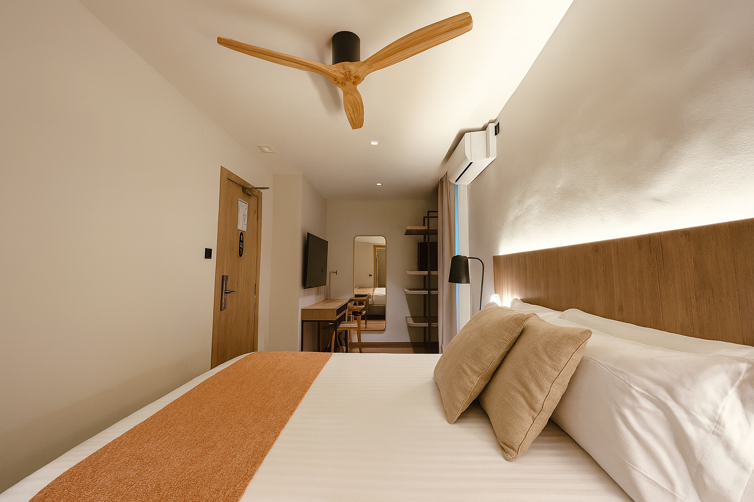 Hotel nommadas jero valencia, Valencia