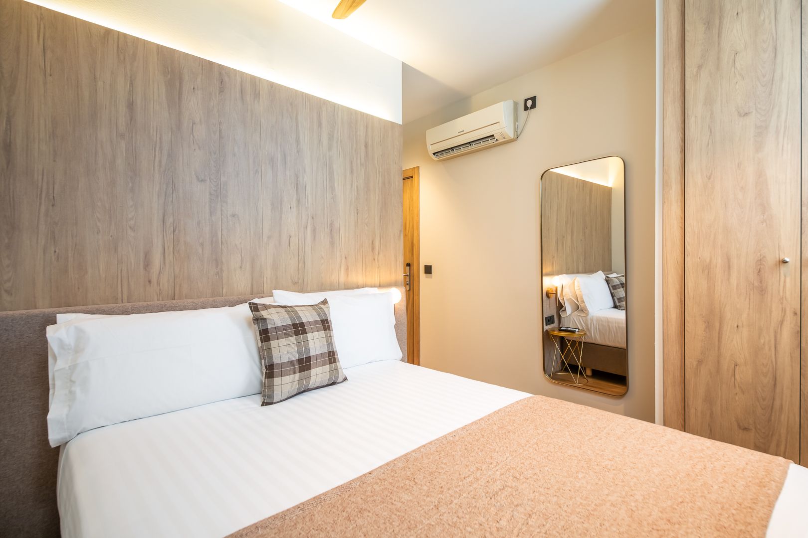 Hotel nommadas jero valencia, Valencia