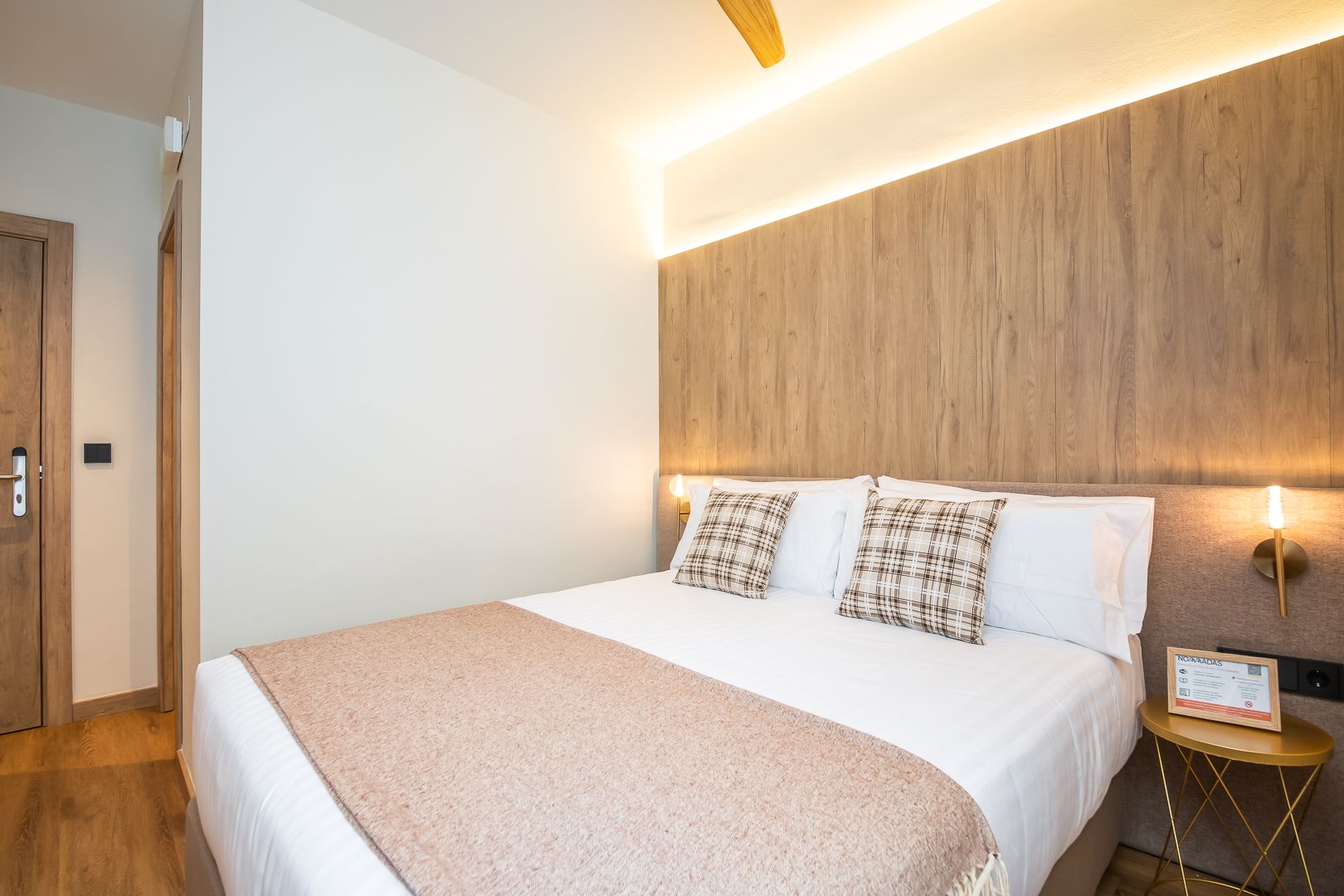 Hotel nommadas jero valencia, Valencia