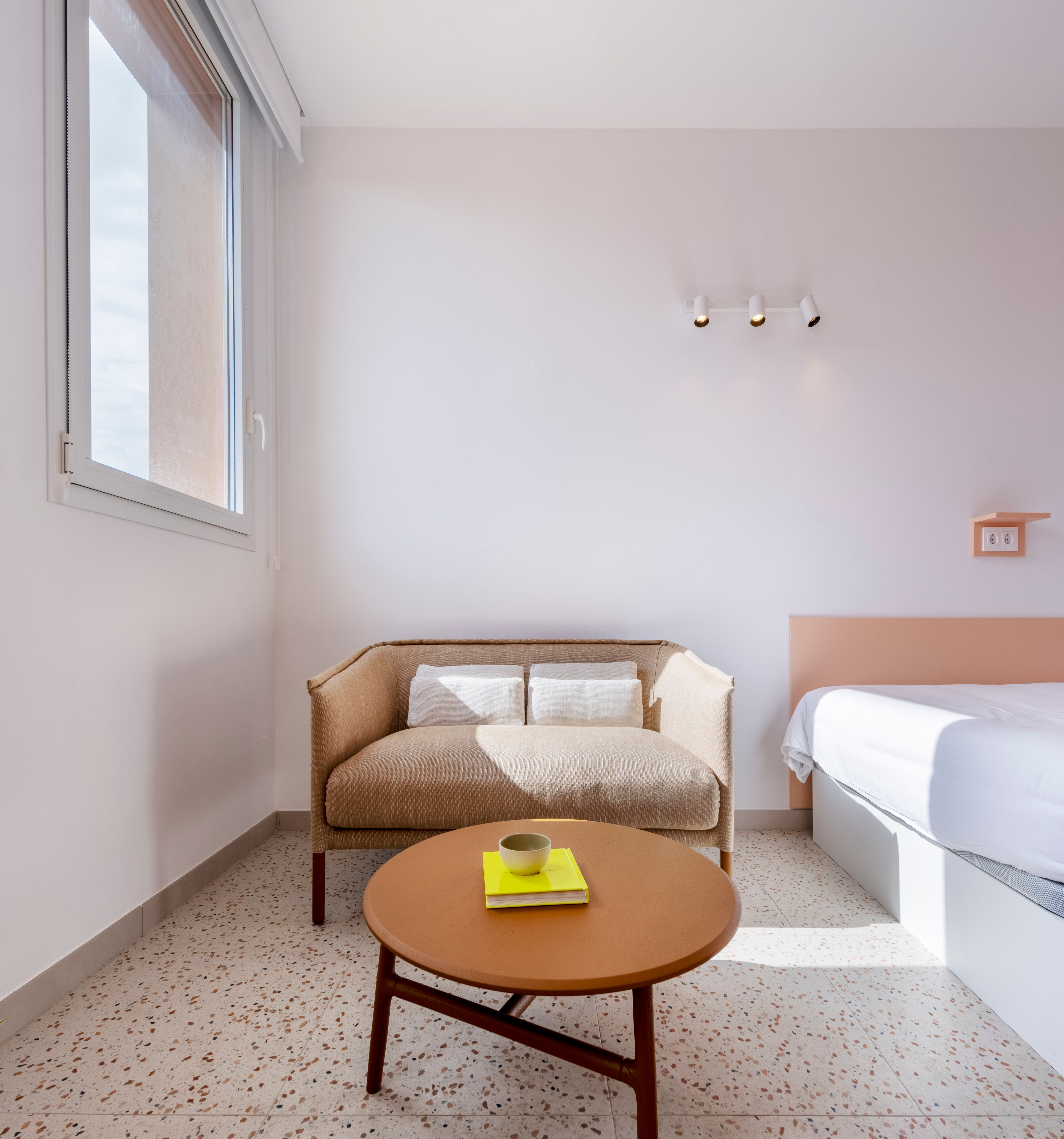Loop inn home tower burjassot, Burjassot