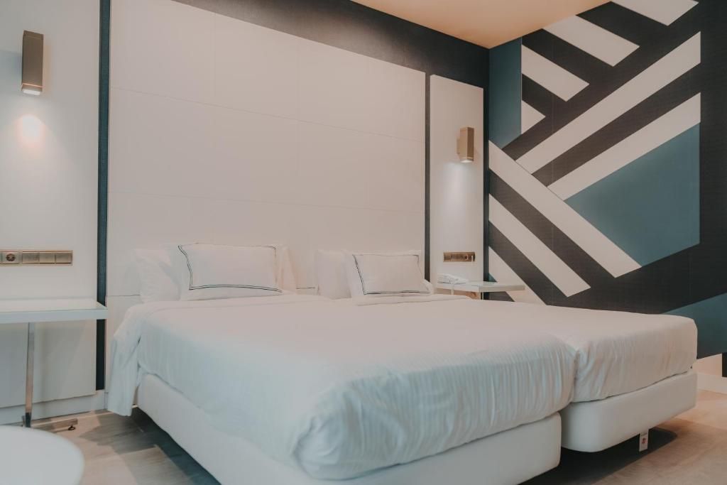 Hotel malaga nostrum airport, Malaga