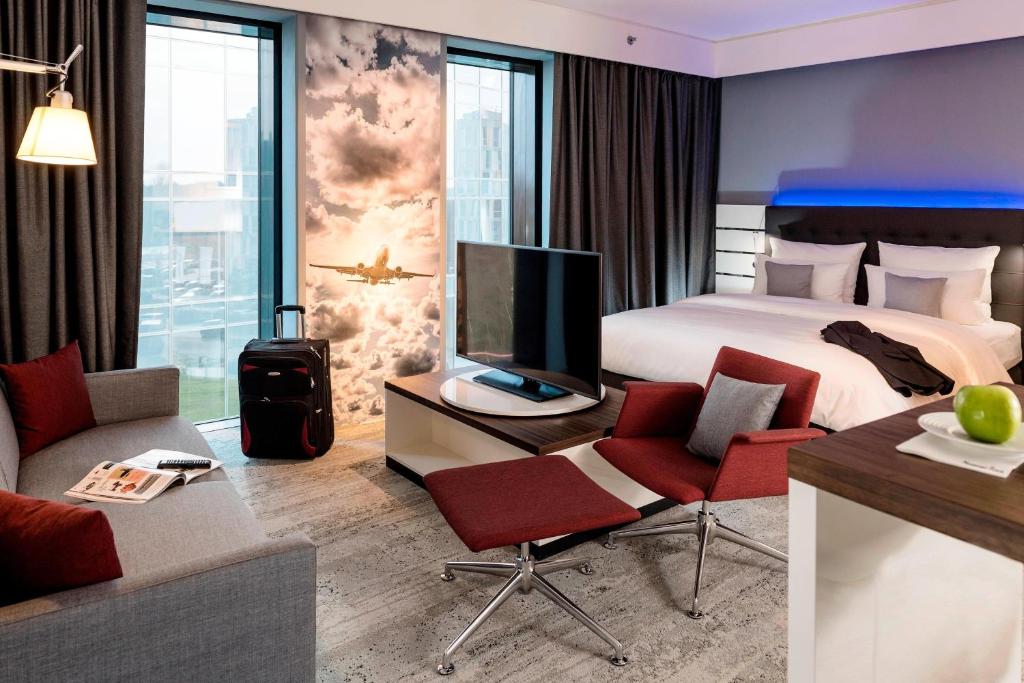 room detail thumbnail 0