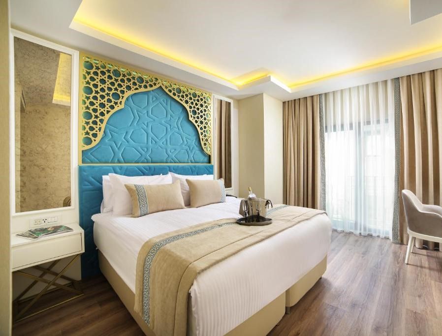 room detail thumbnail 1