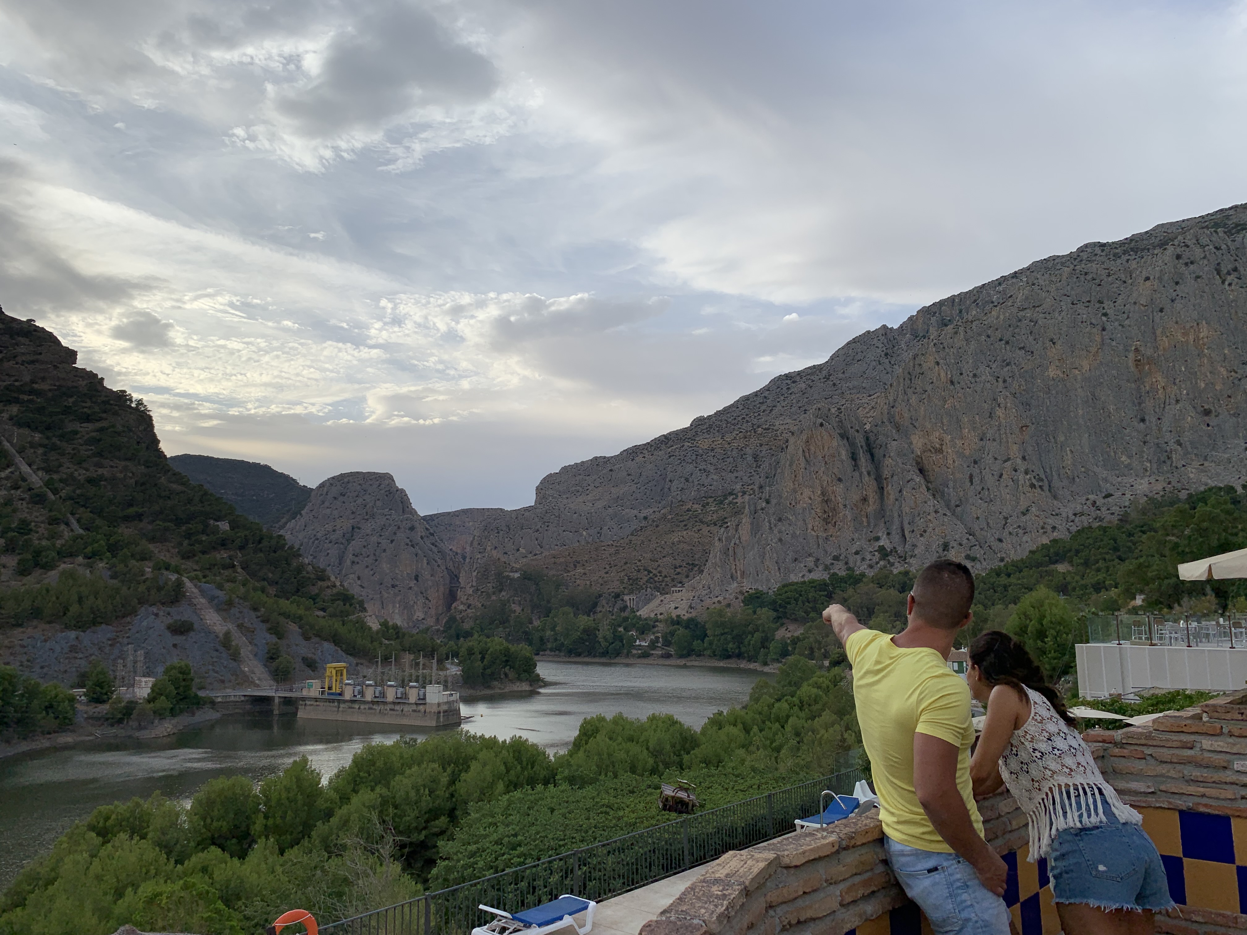Complejo turístico la garganta, Álora