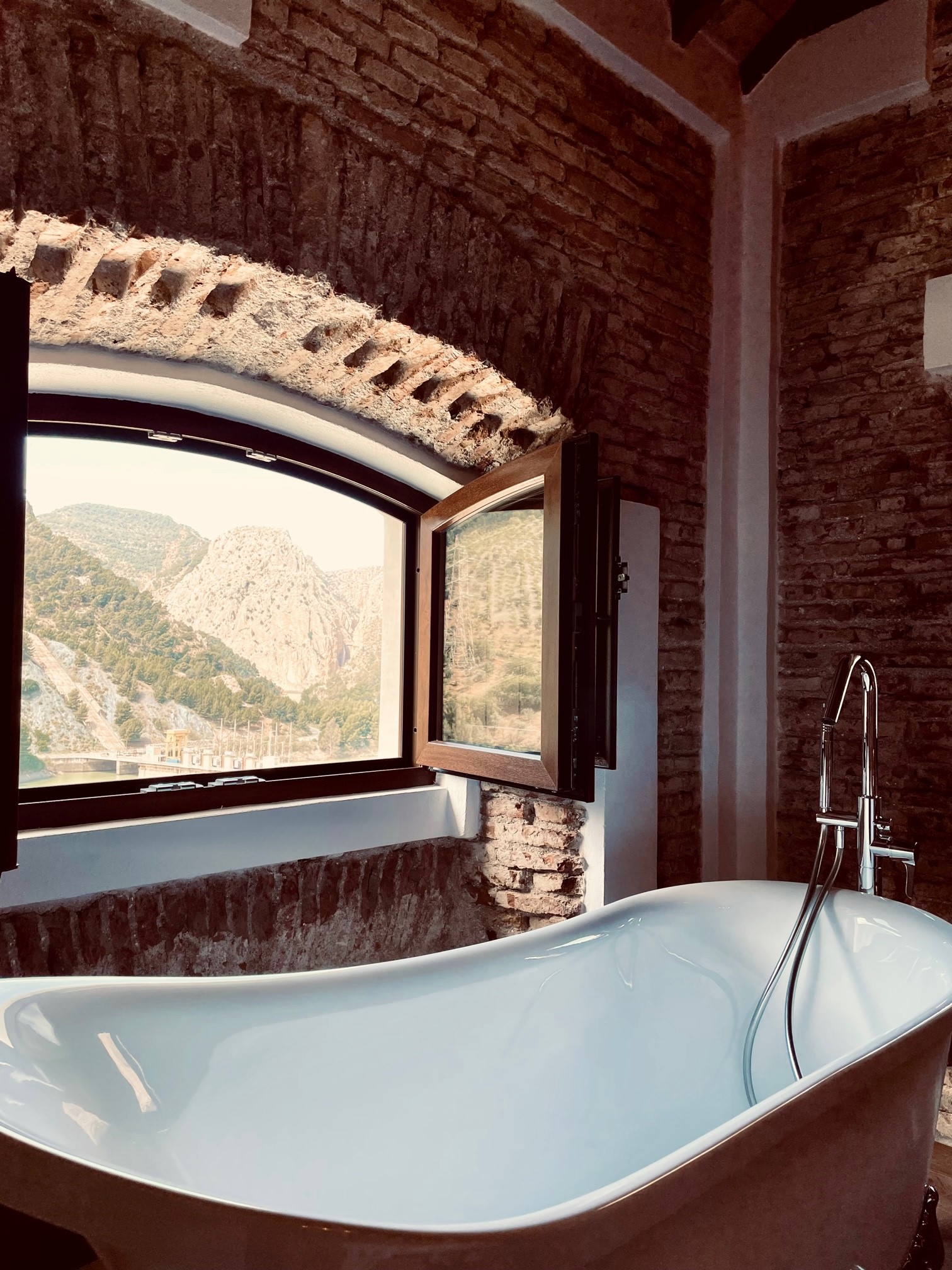 Deluxe-doppelzimmer mit poolblick