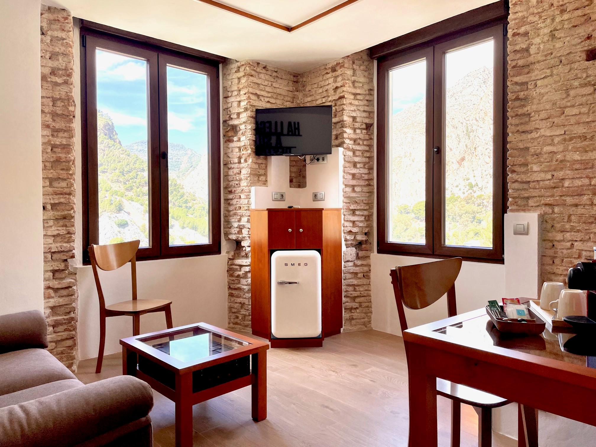 Deluxe-doppelzimmer mit poolblick