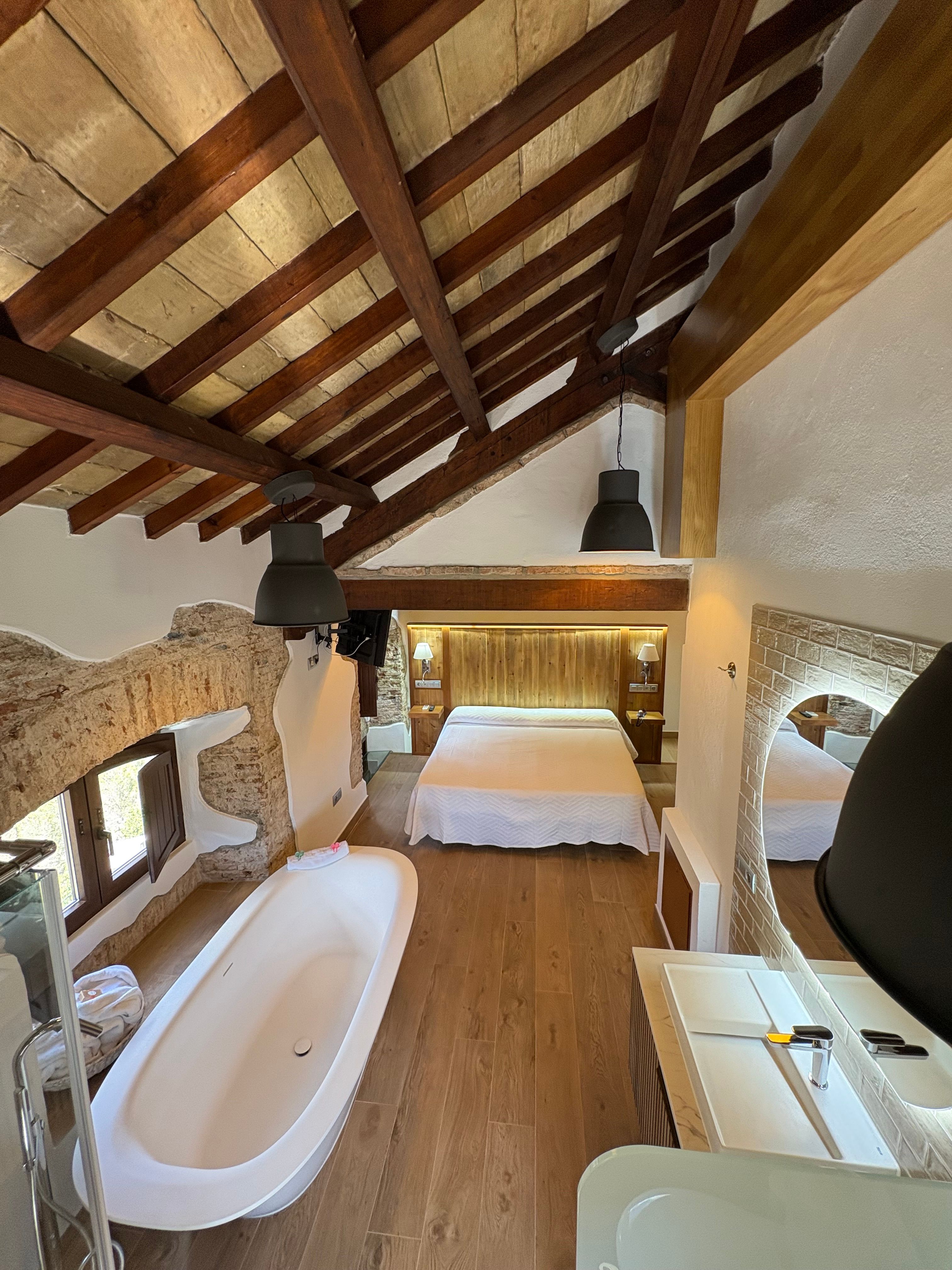 Deluxe-doppelzimmer mit poolblick