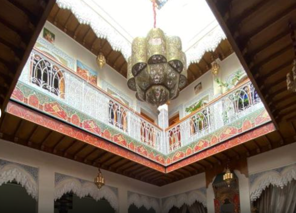 room detail thumbnail 1