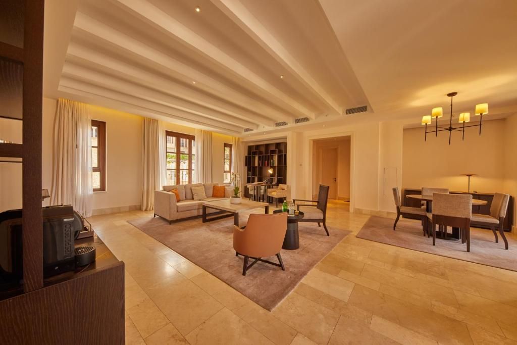 Cap vermell grand hotel, Capdepera
