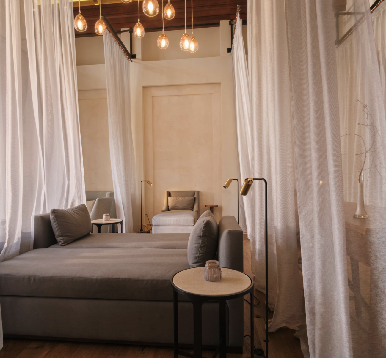 Cap vermell grand hotel