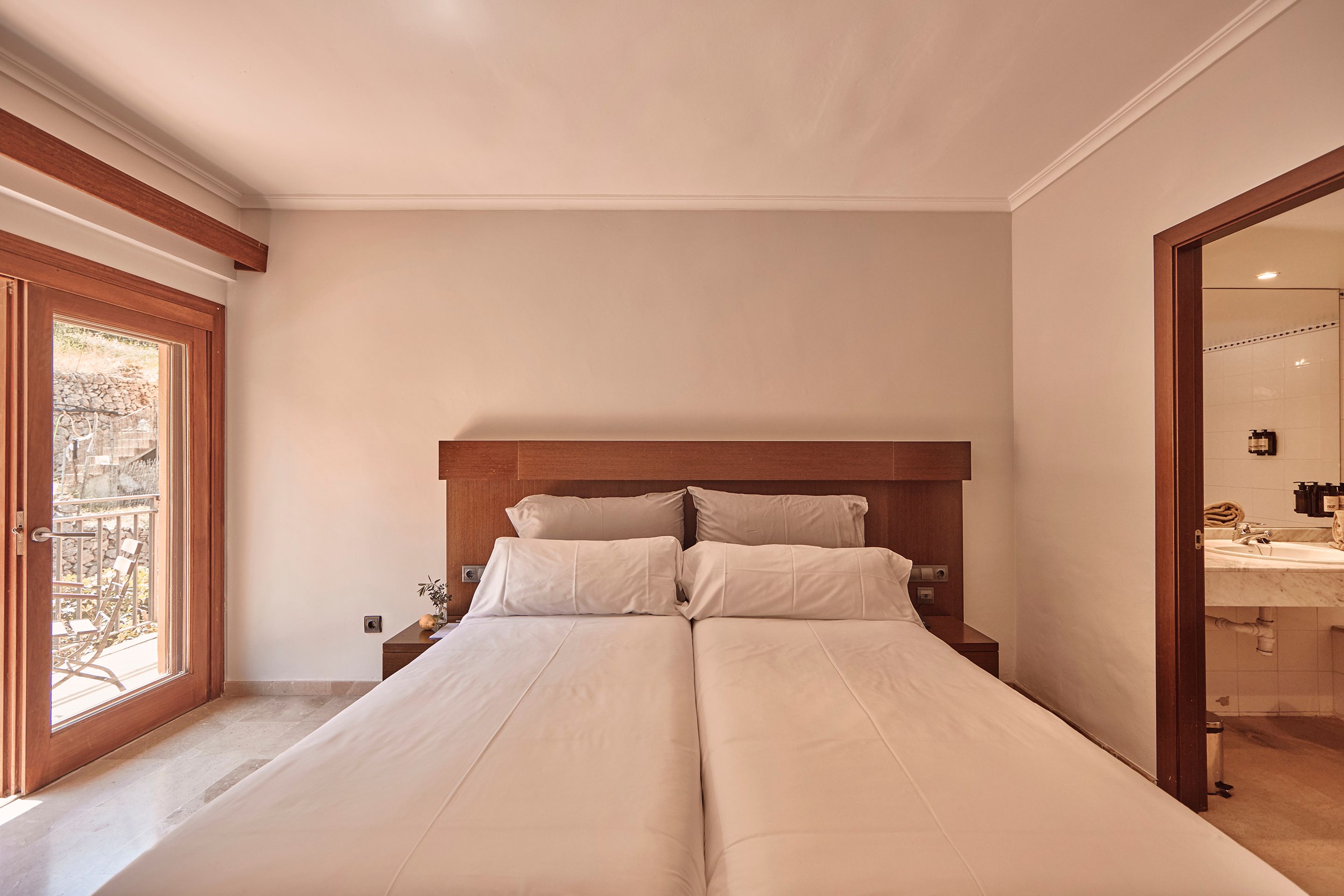 Classic-doppel- oder -zweibettzimmer mit stadtblick