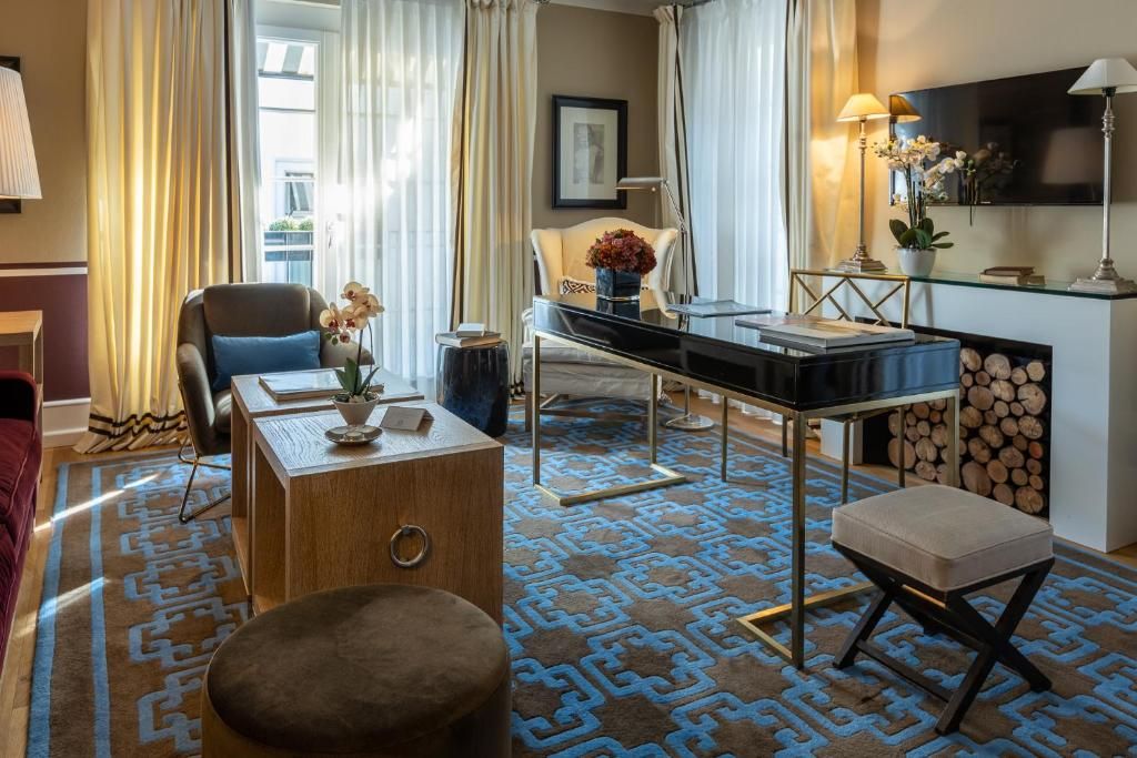 room detail thumbnail 0