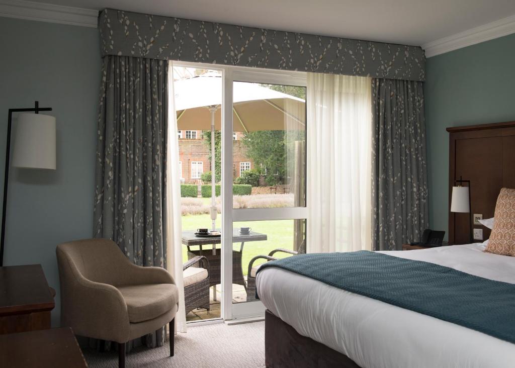 room detail thumbnail 1