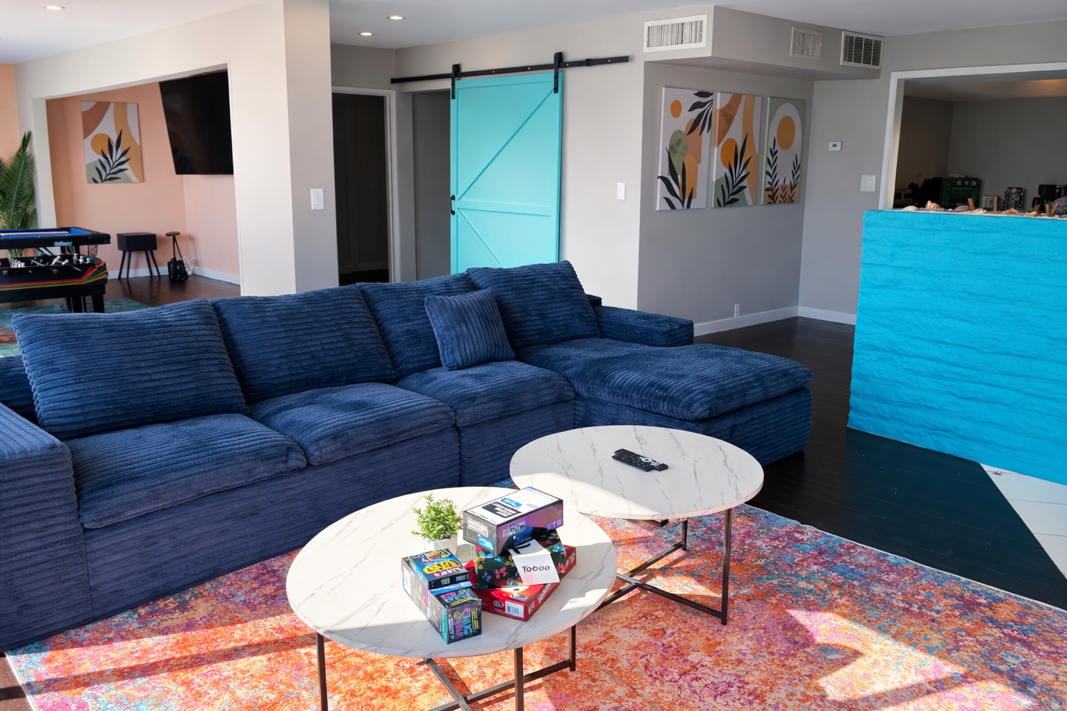 room detail thumbnail 1