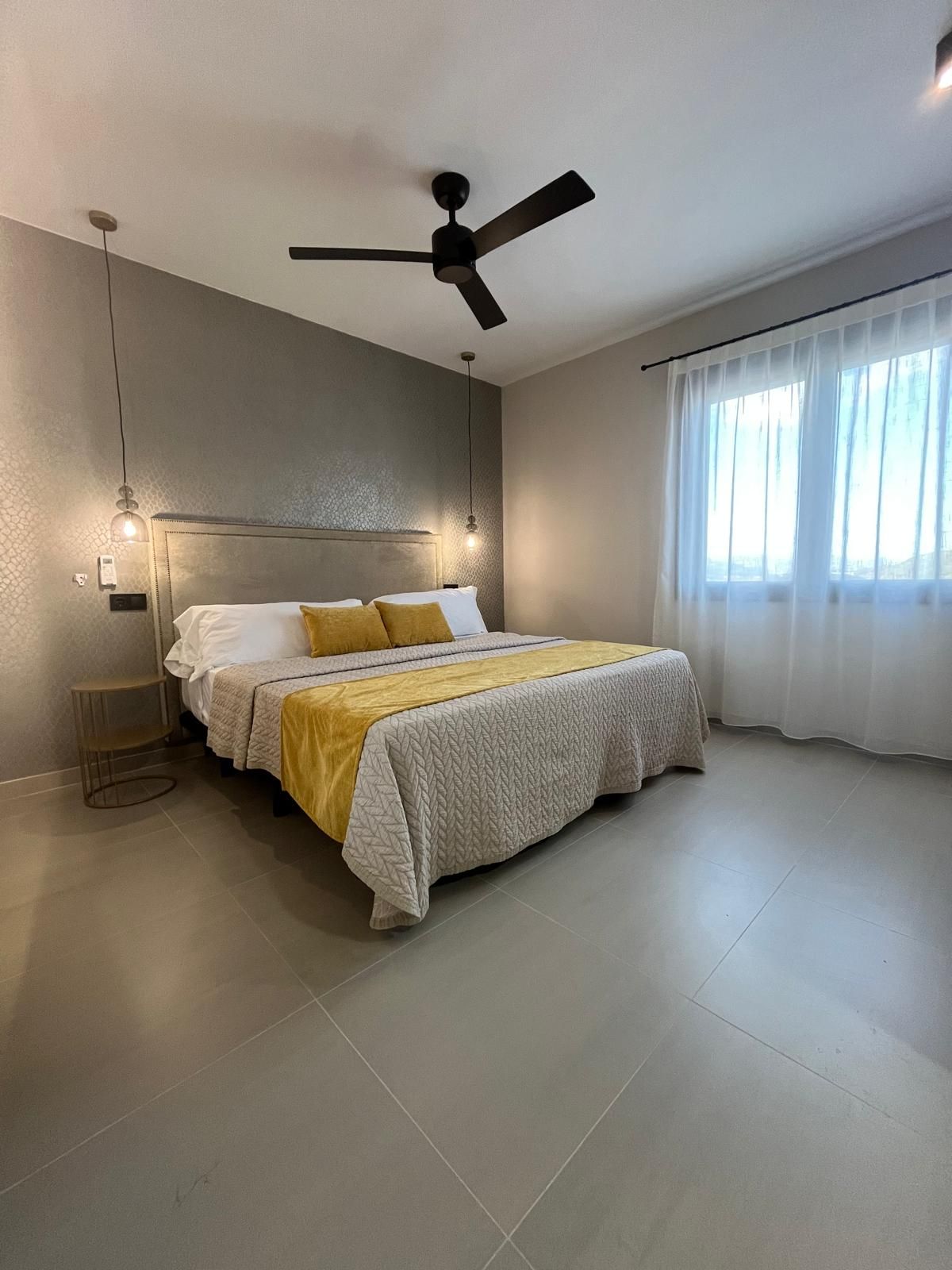 La lipa suites, Almachar