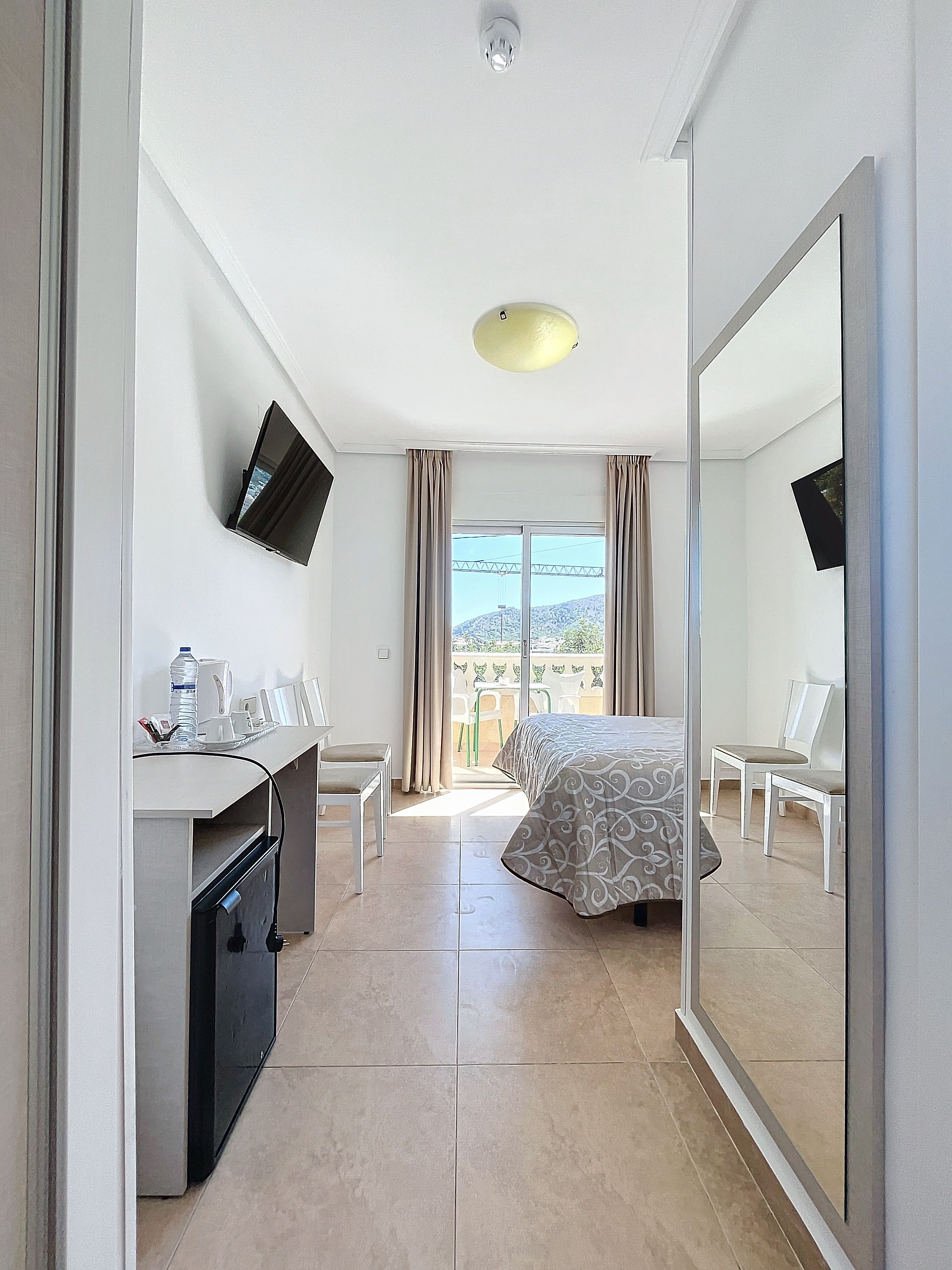 Noguera hotel , L Alfas del Pi