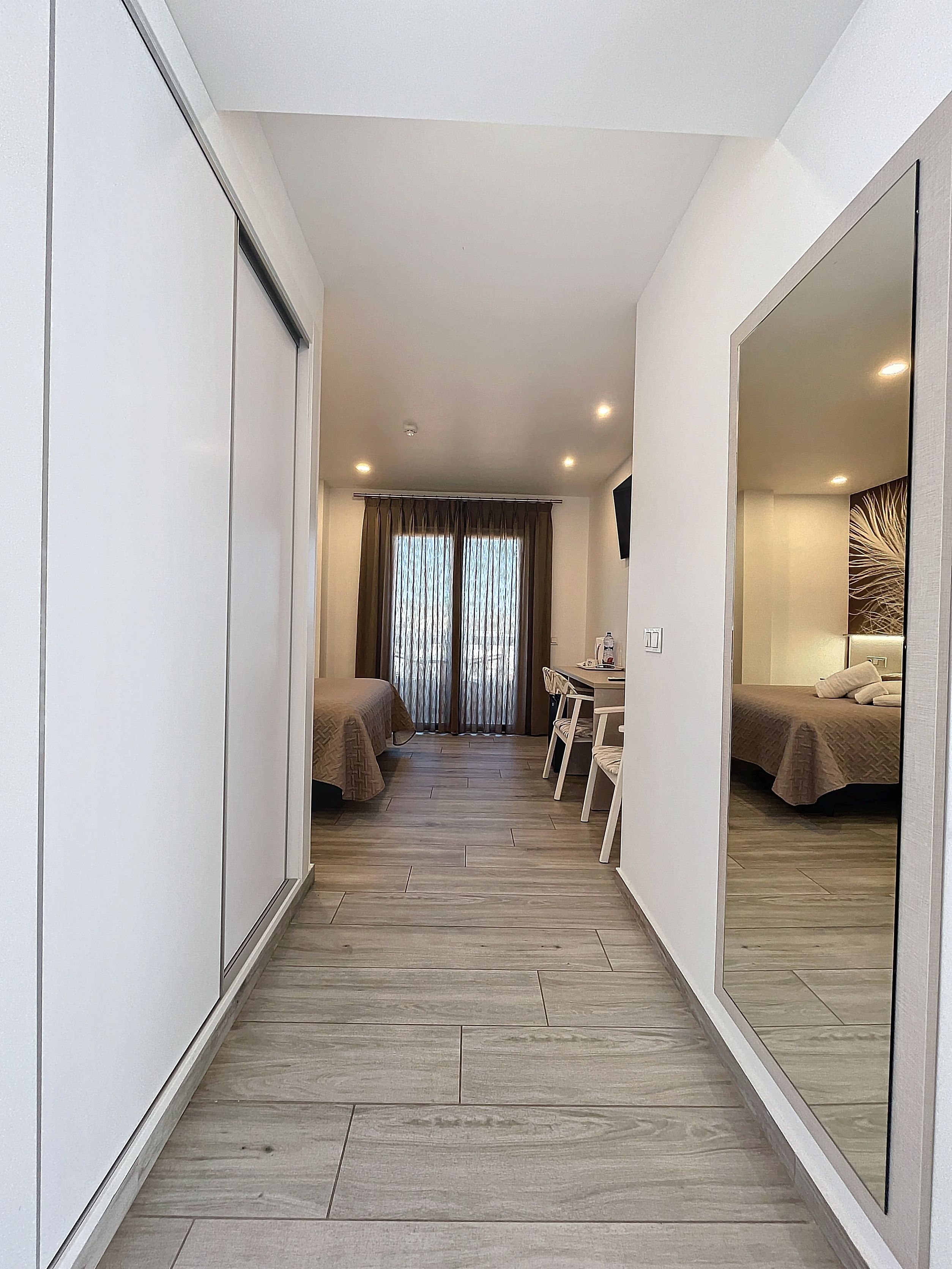 Noguera hotel , L Alfas del Pi
