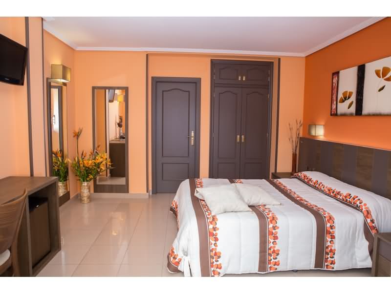 Noguera hotel , L Alfas del Pi