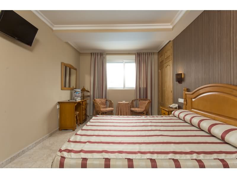 Noguera hotel , L Alfas del Pi