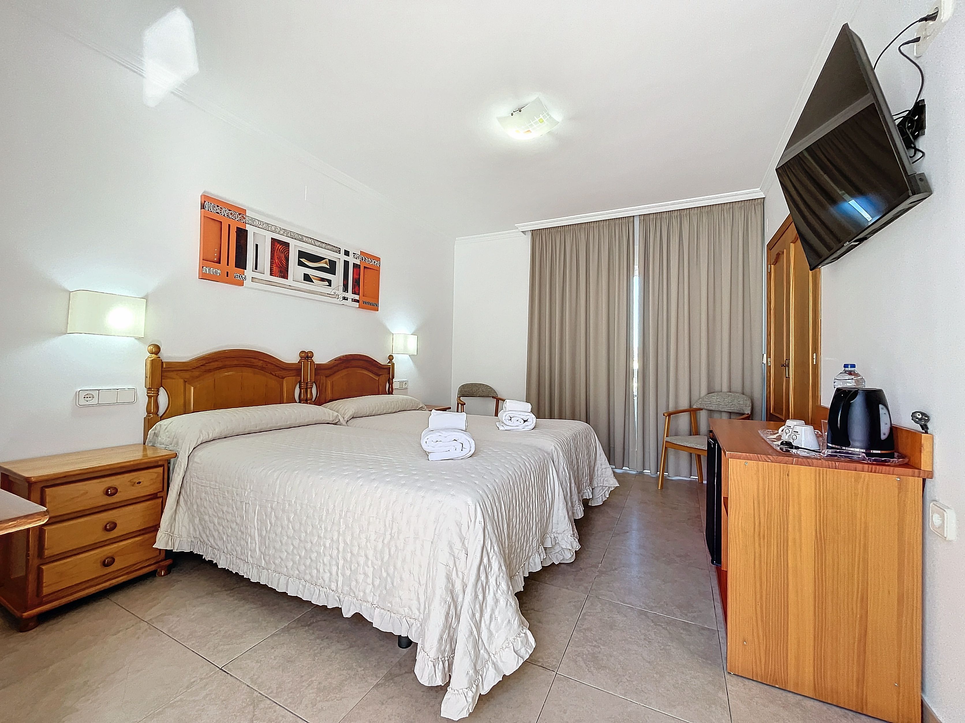 Noguera hotel , L Alfas del Pi