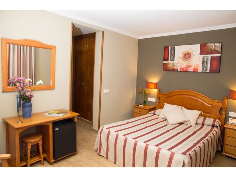 Noguera hotel , L Alfas del Pi