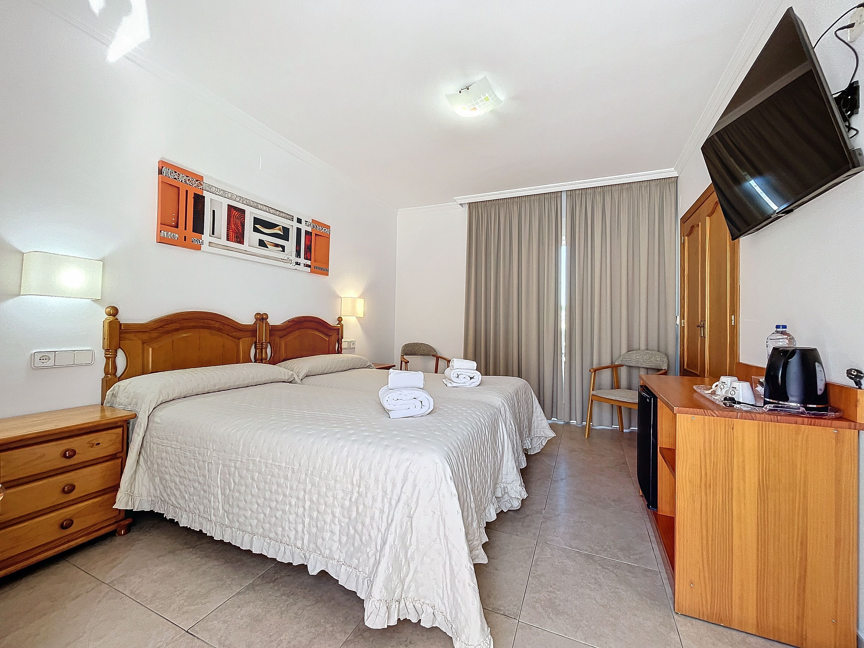 Noguera hotel , L Alfas del Pi
