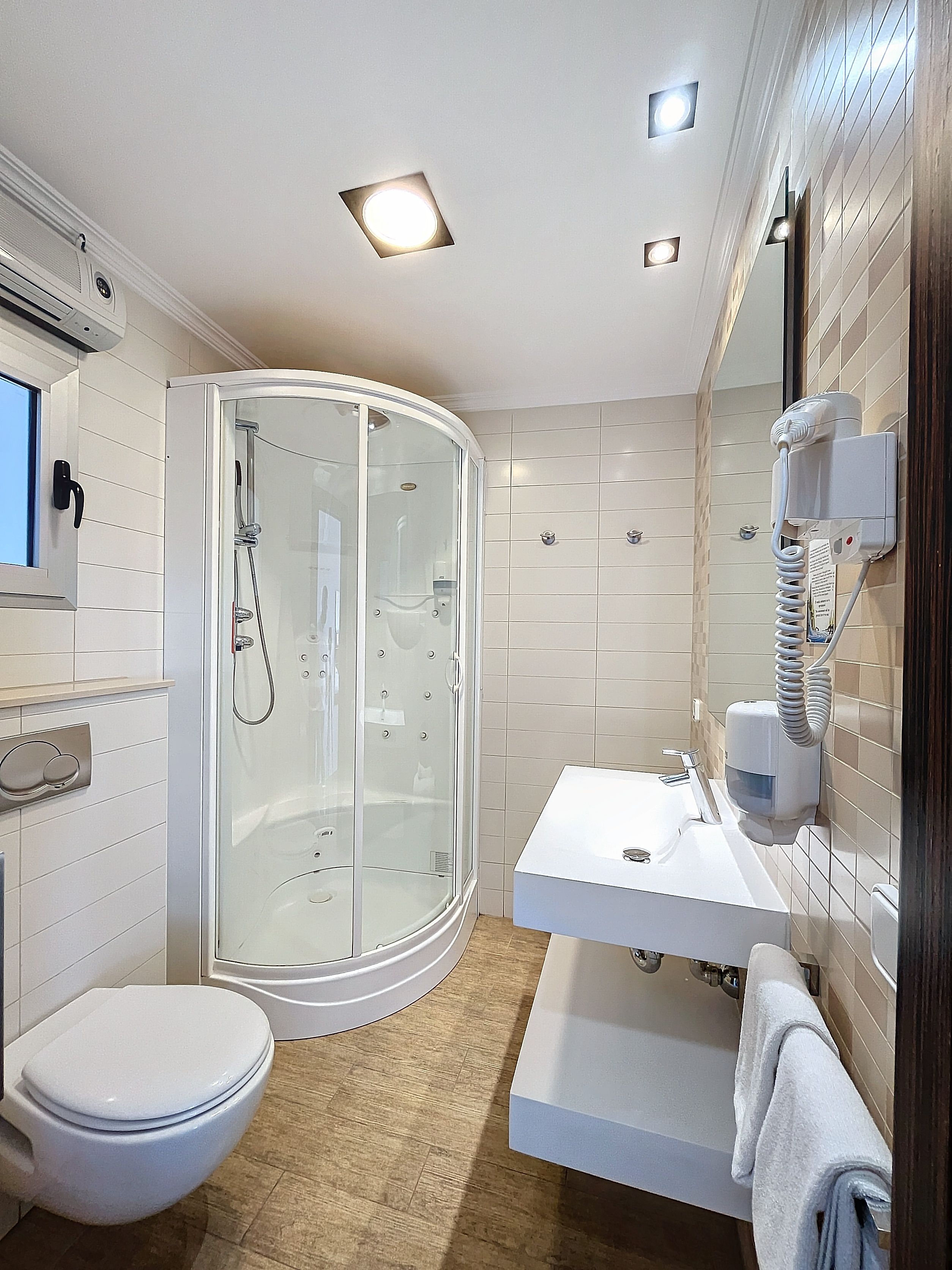 Noguera hotel , L Alfas del Pi