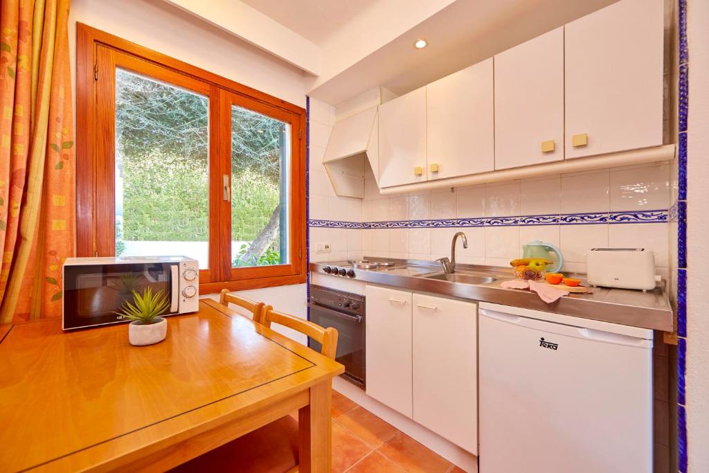Standard one-bedroom apartment