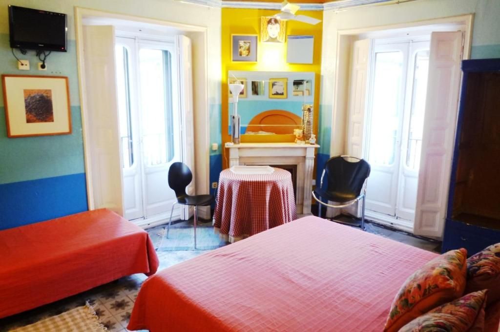 room detail thumbnail 0