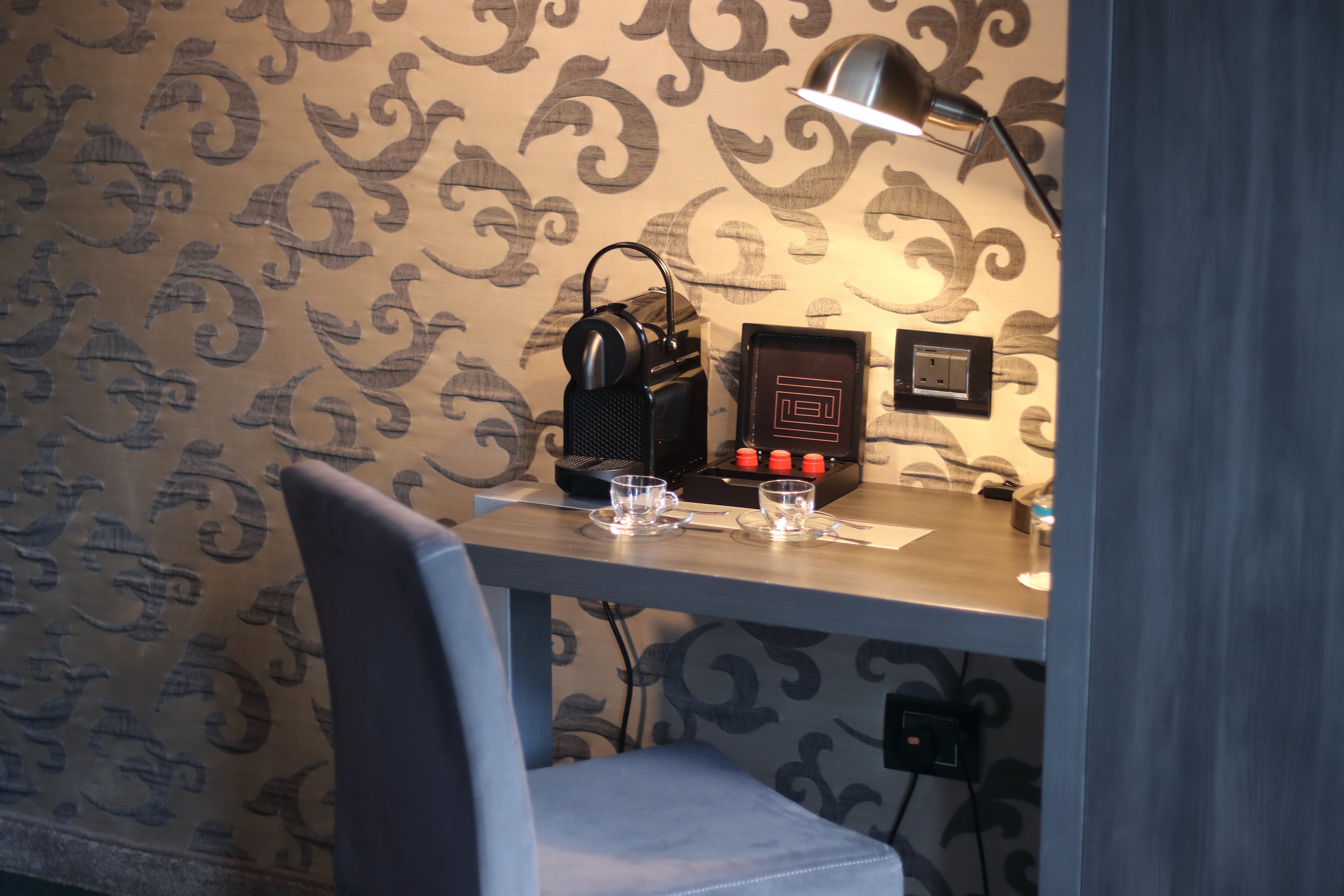 room detail thumbnail 1