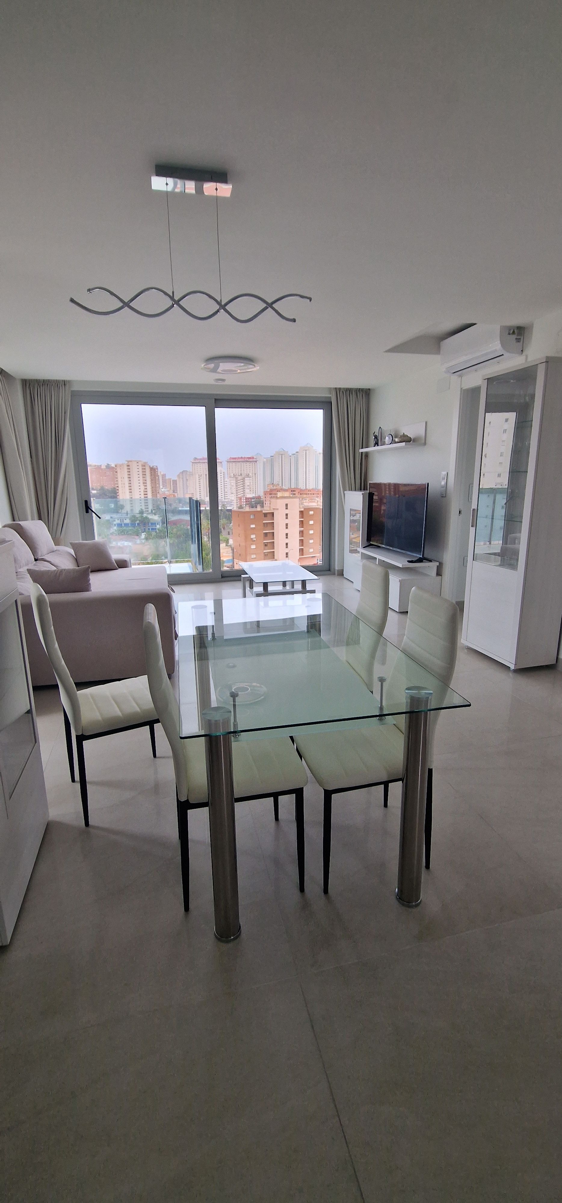 Apartamentos oasis de la cala, Finestrat