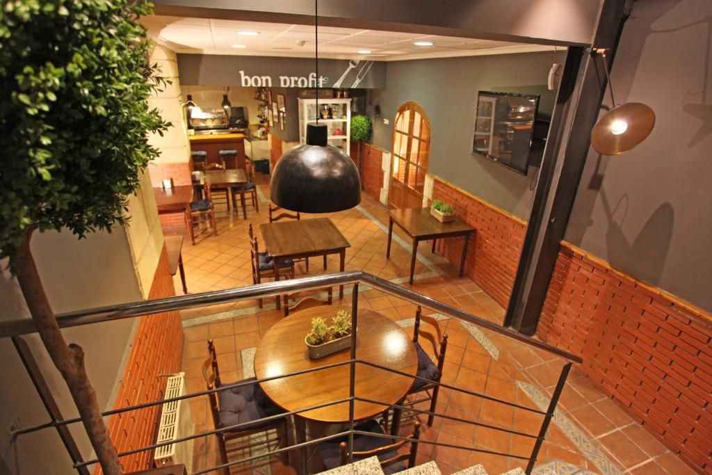 Hostal savoy, Alcoi