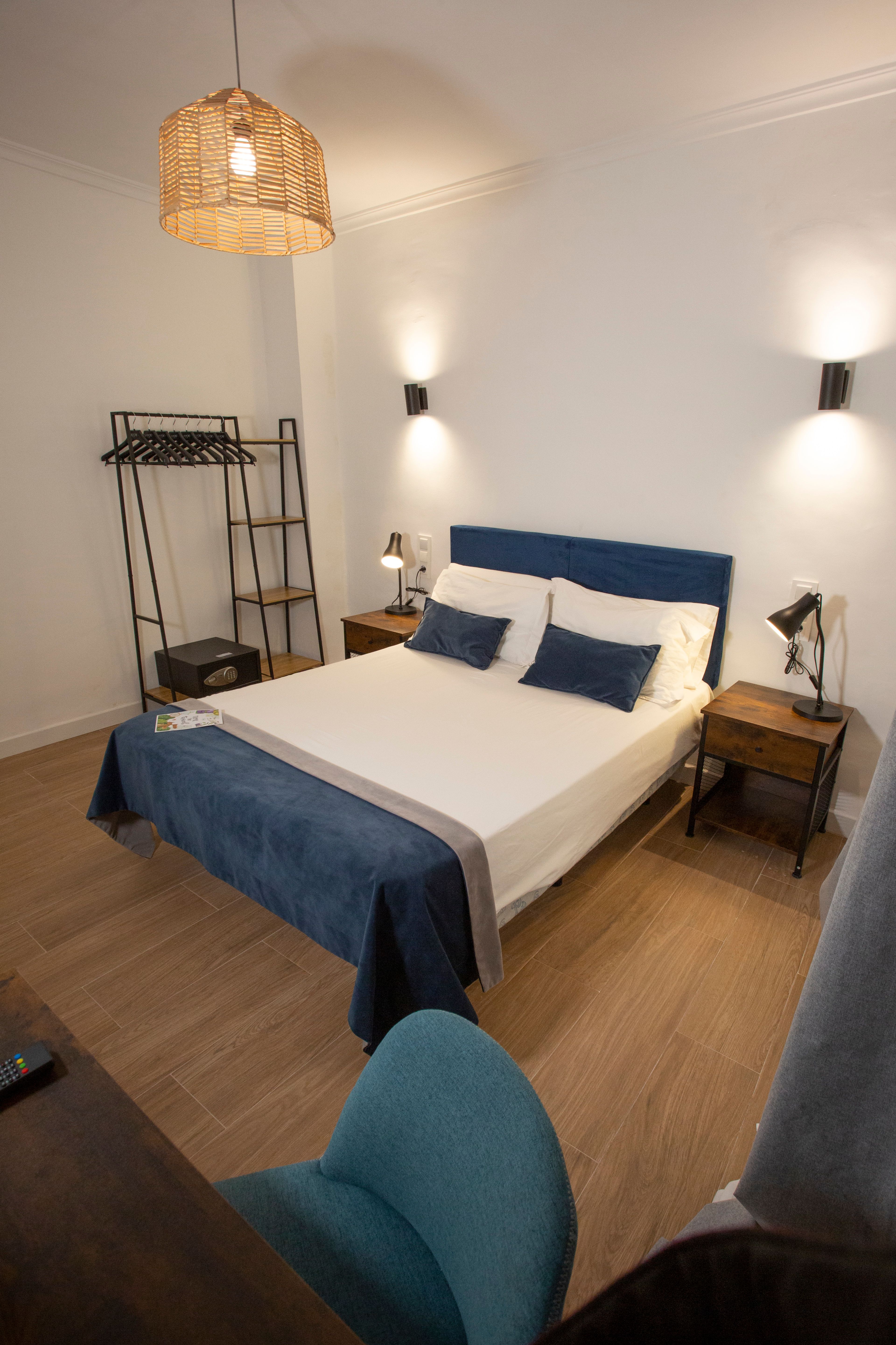 Hostal savoy, Alcoi