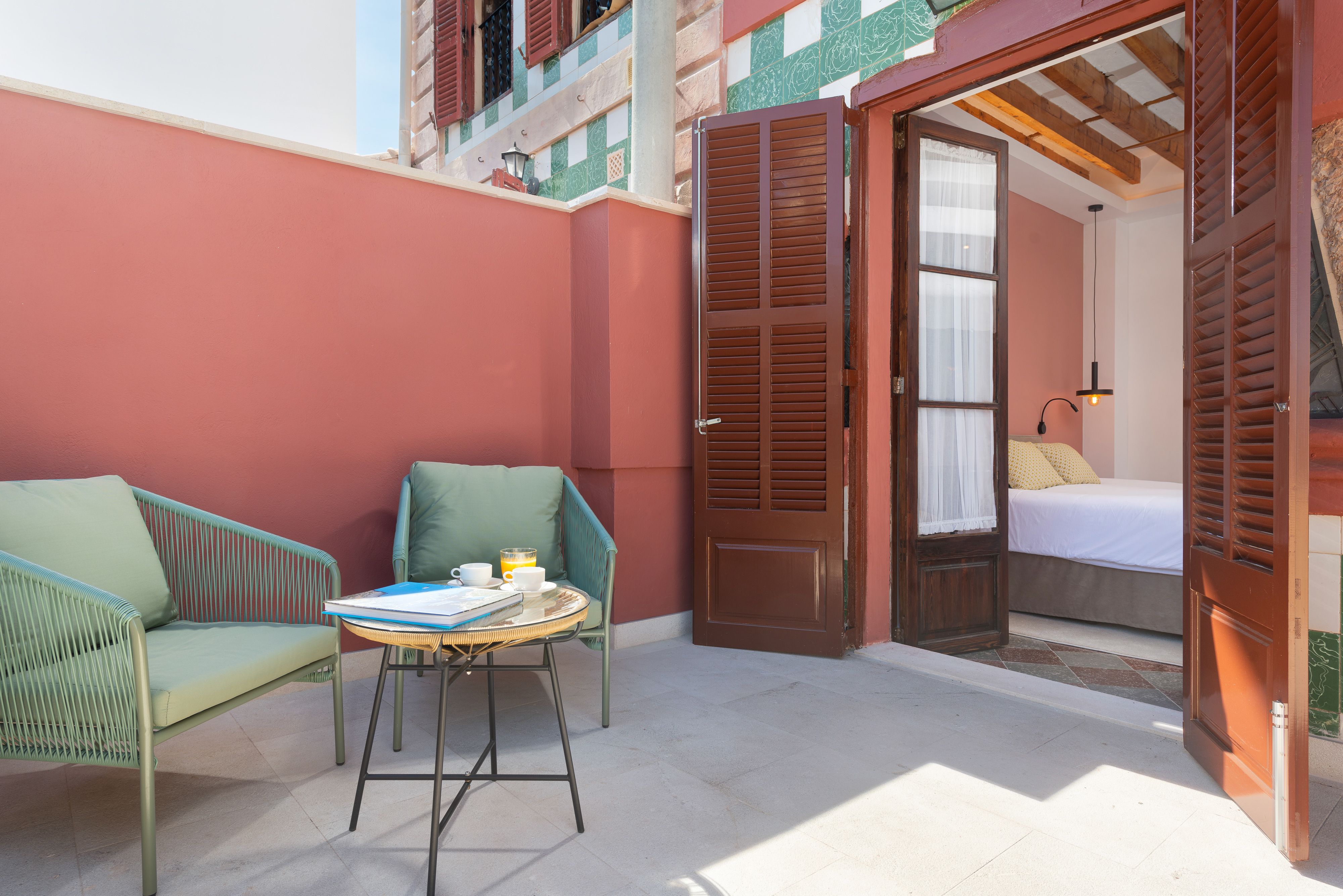 Habitación doble deluxe con balcón