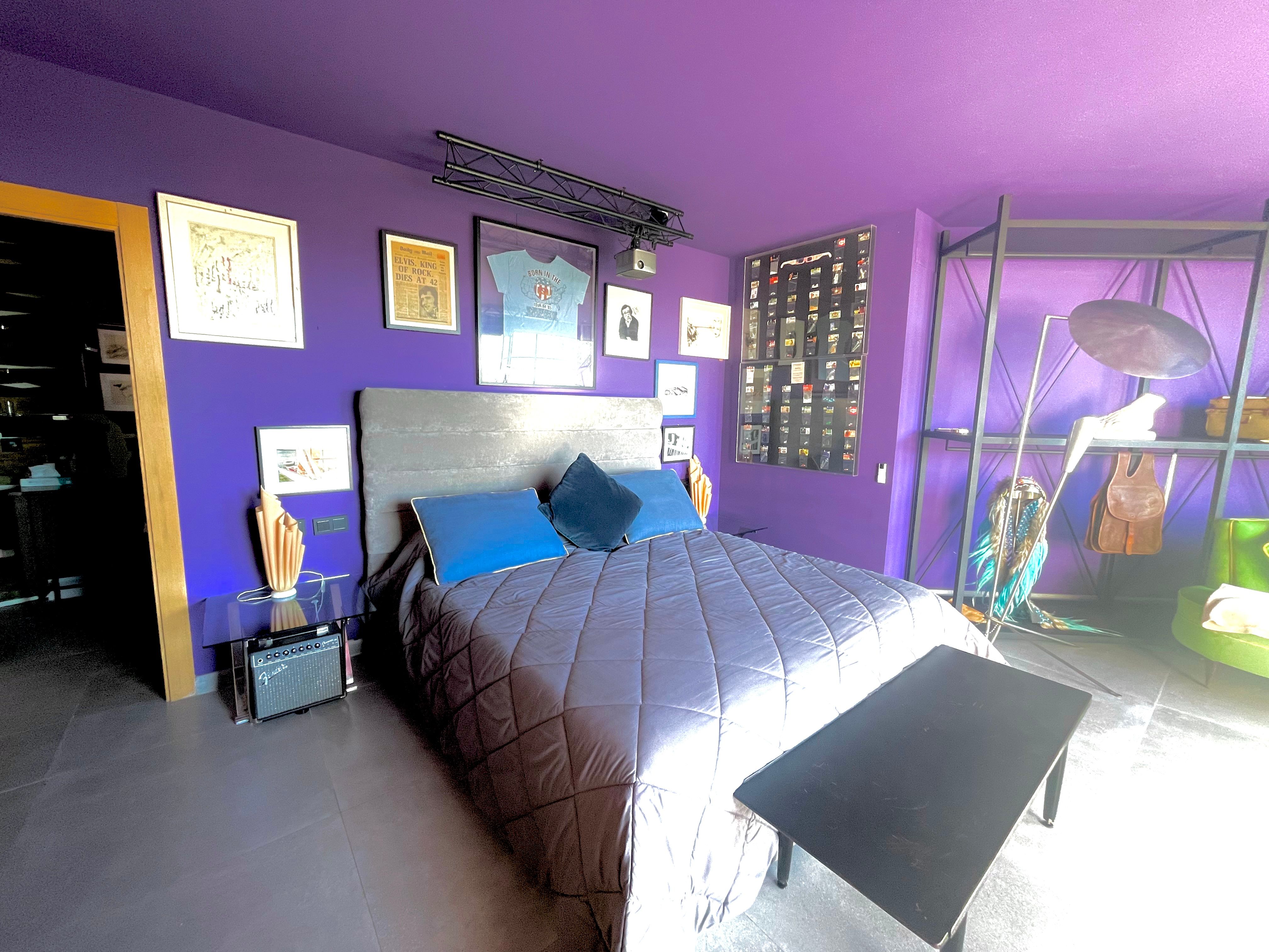 Suite with balcony
