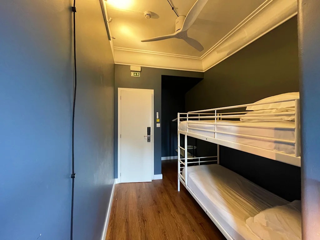 room detail thumbnail 0