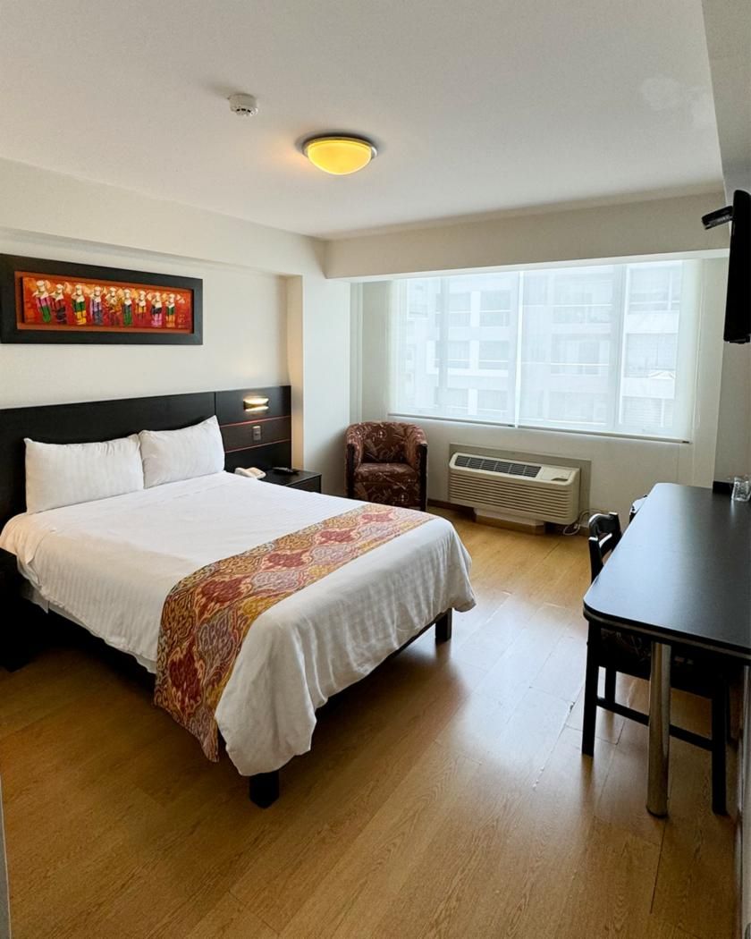 room detail thumbnail 0