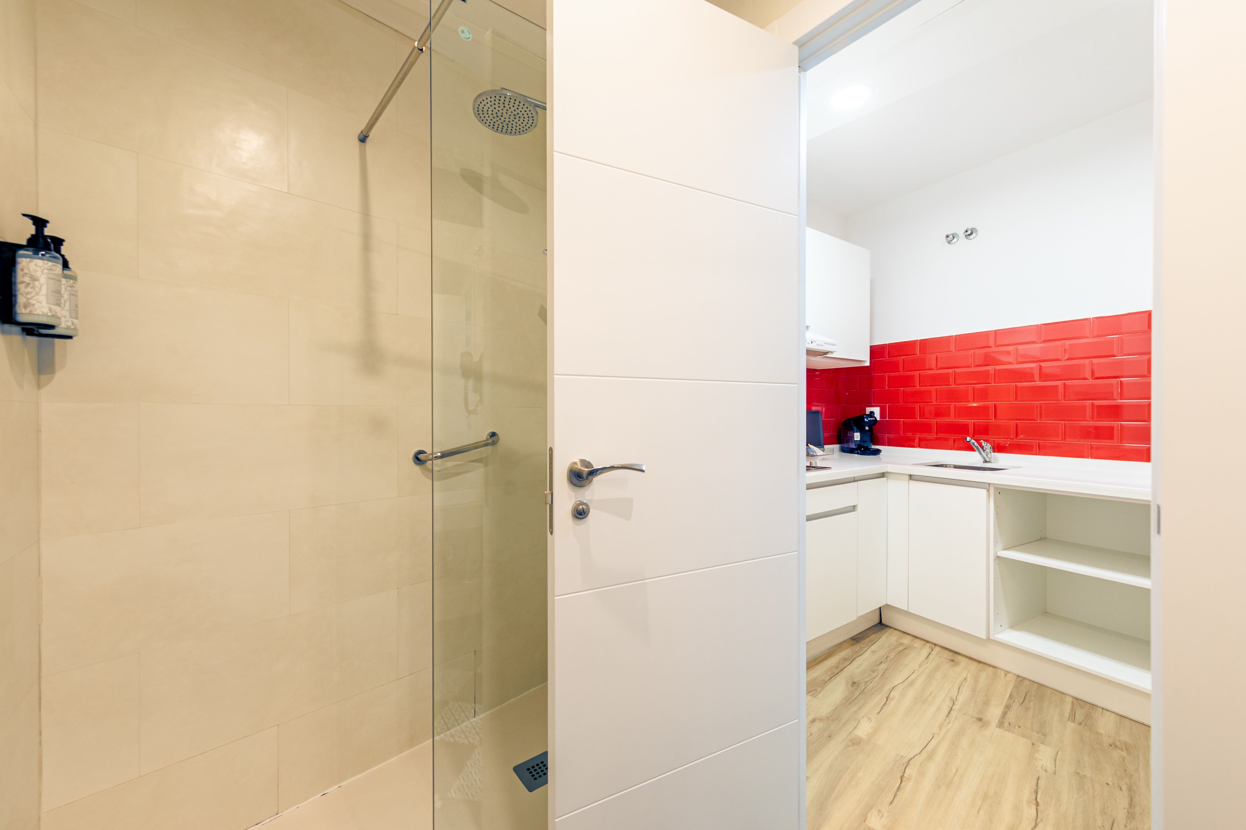 Welldone san pablo apartments, Sevilla