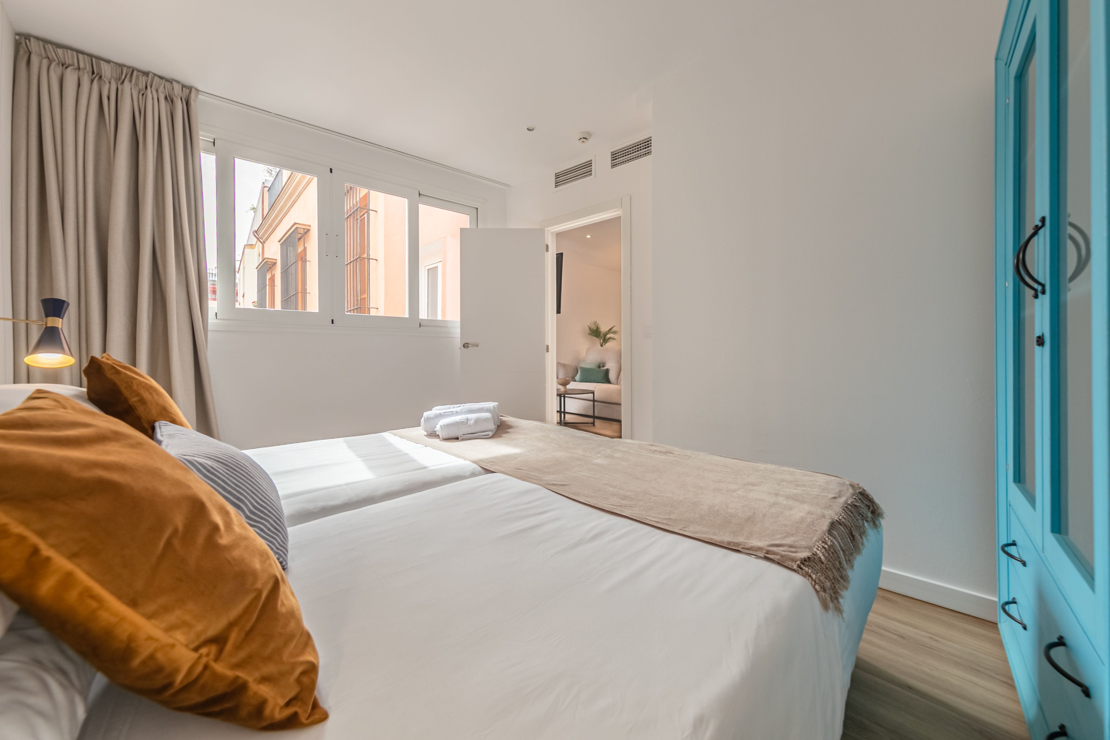 Welldone san pablo apartments, Sevilla