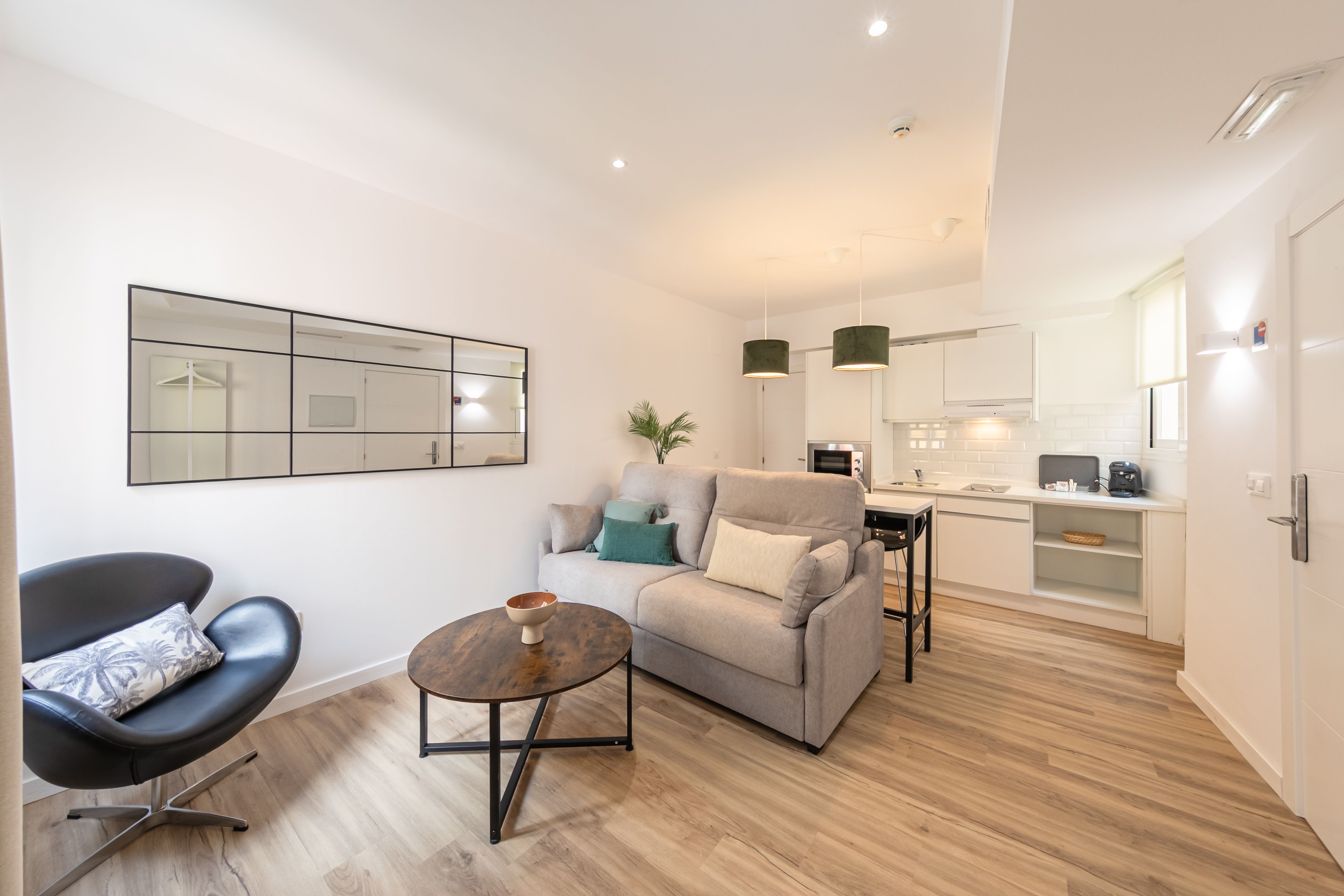 Welldone san pablo apartments, Sevilla