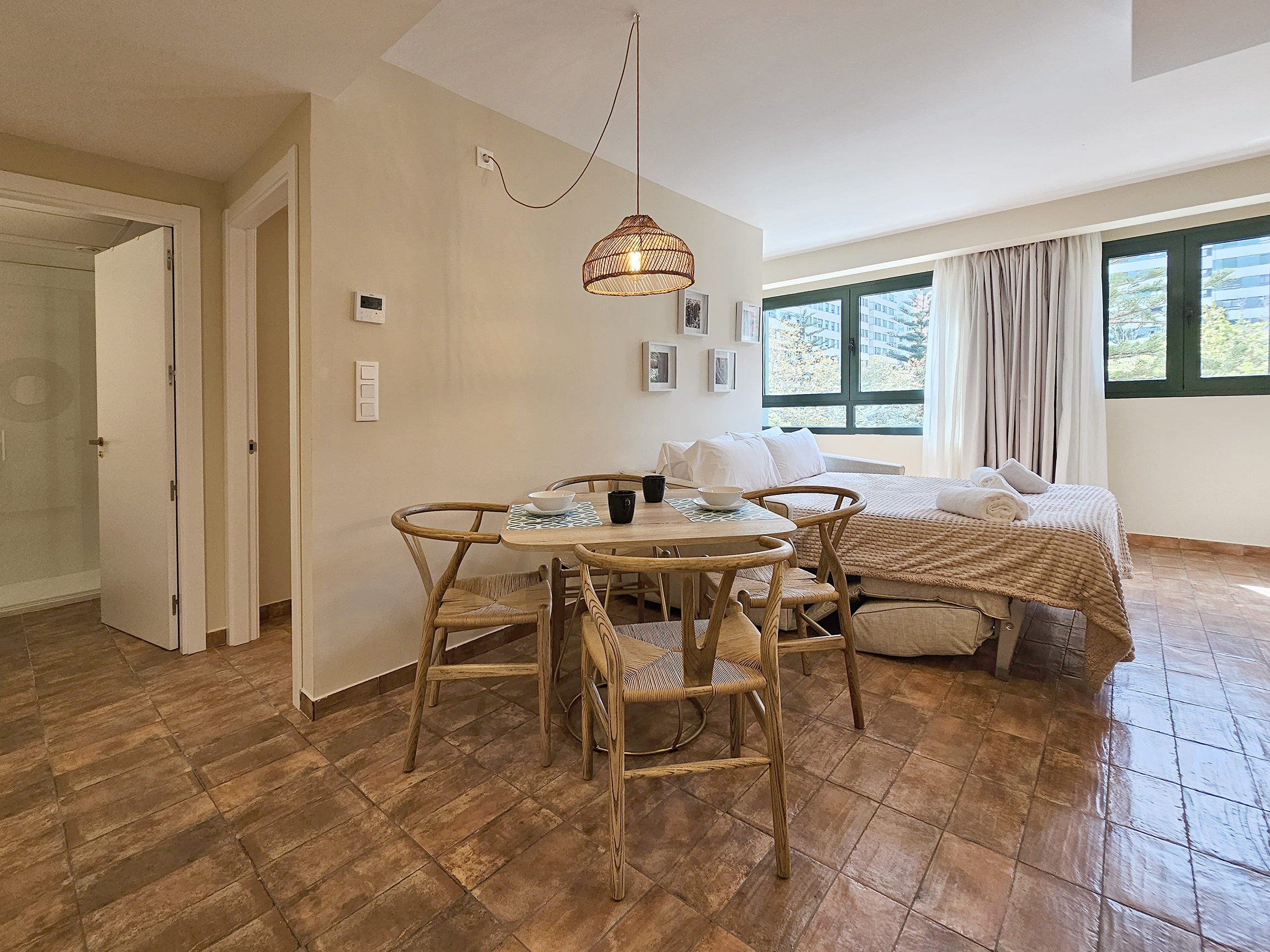Apartamento de 1 dormitorio con balcón