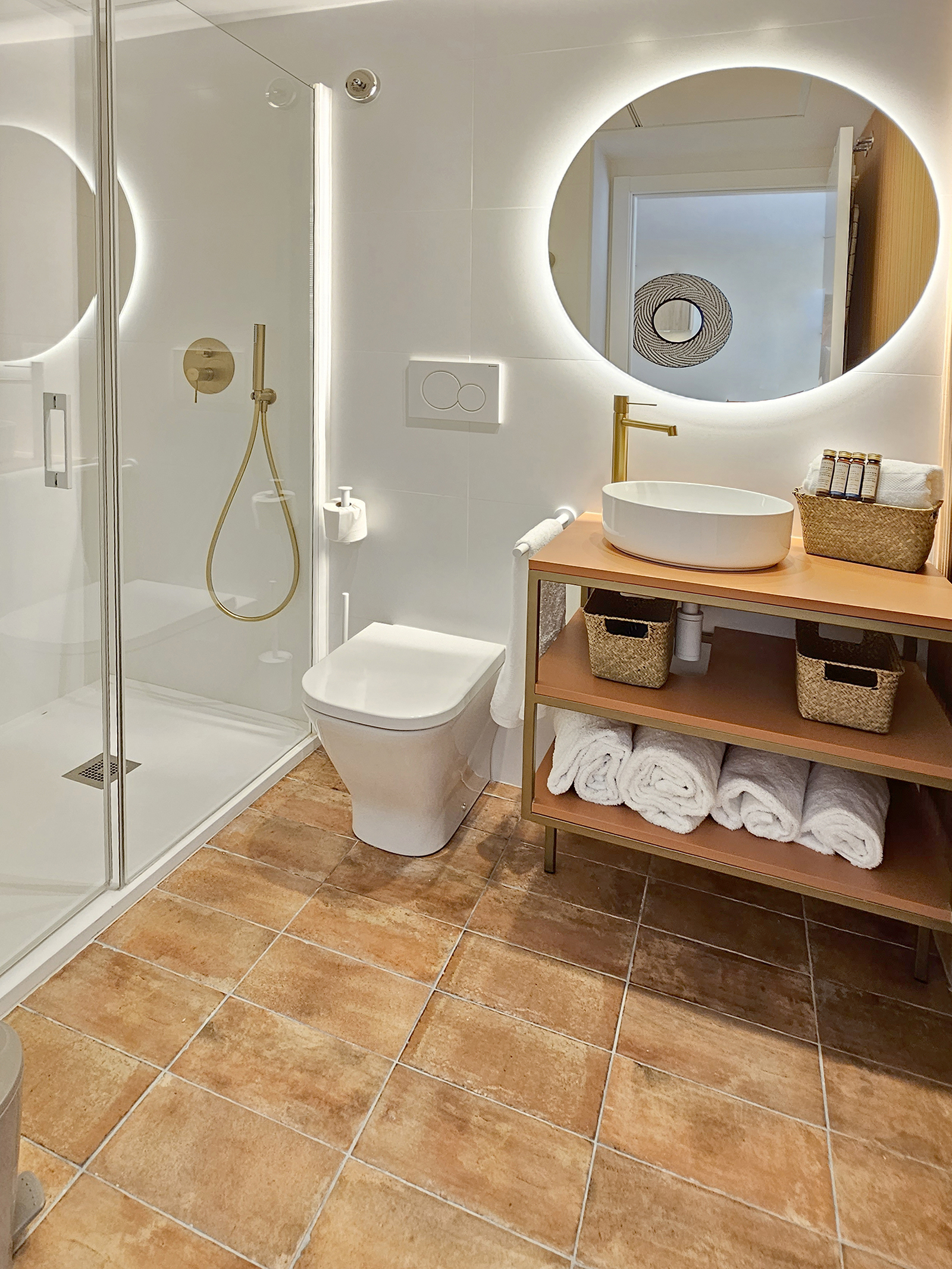 Triple room