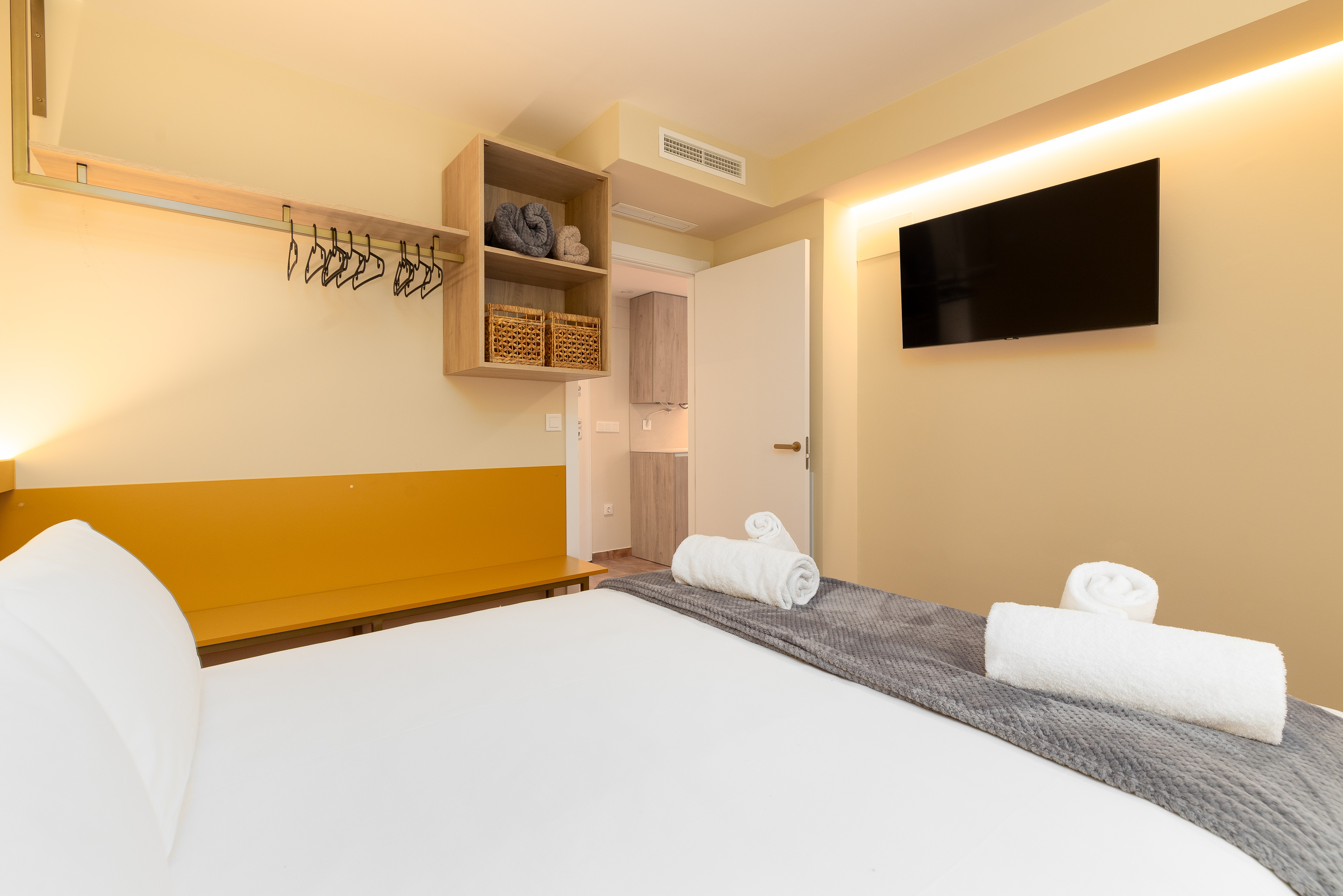 Apartamento de 1 dormitorio con balcón