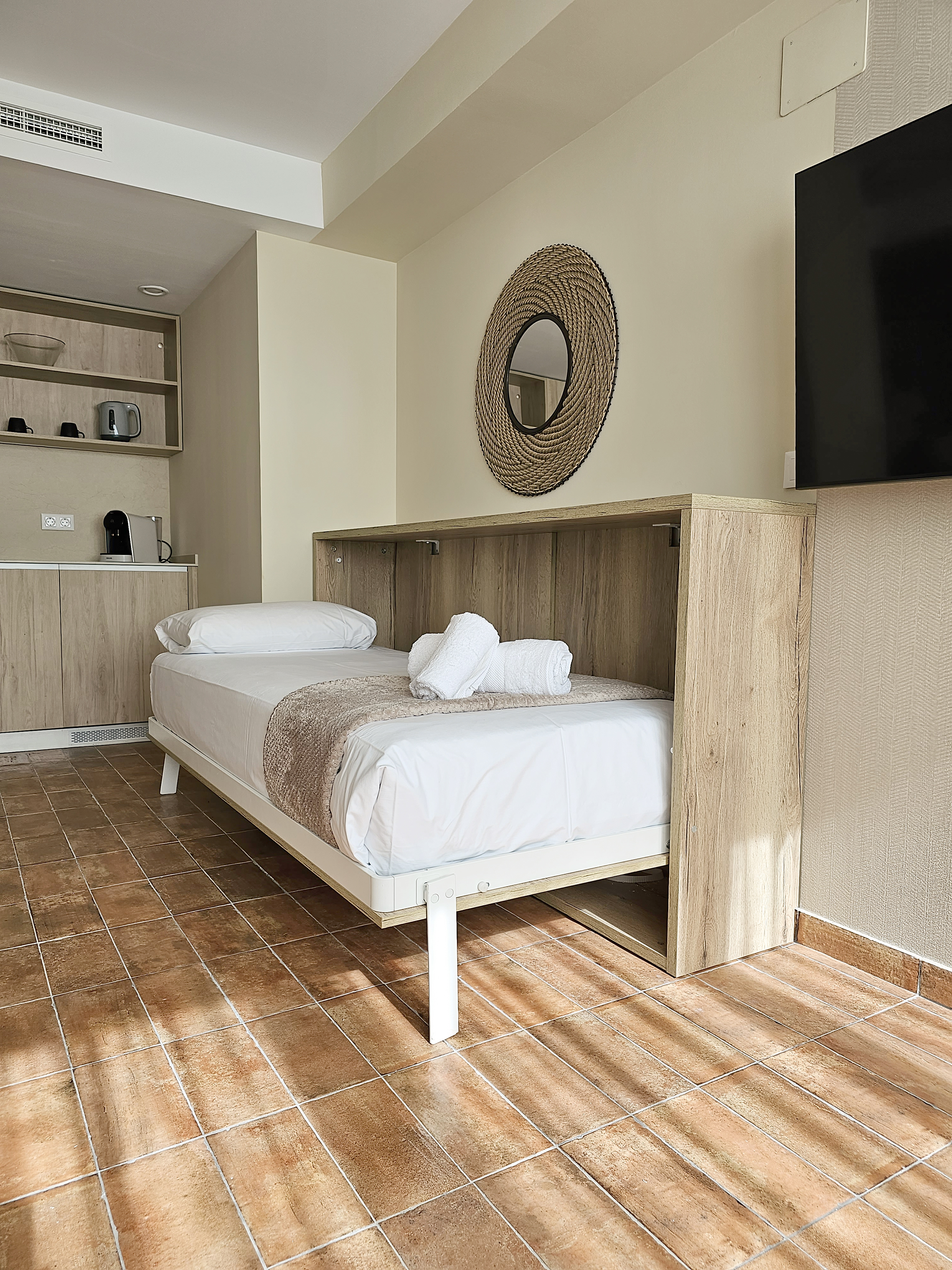 Apartment mit 1 schlafzimmer und balkon