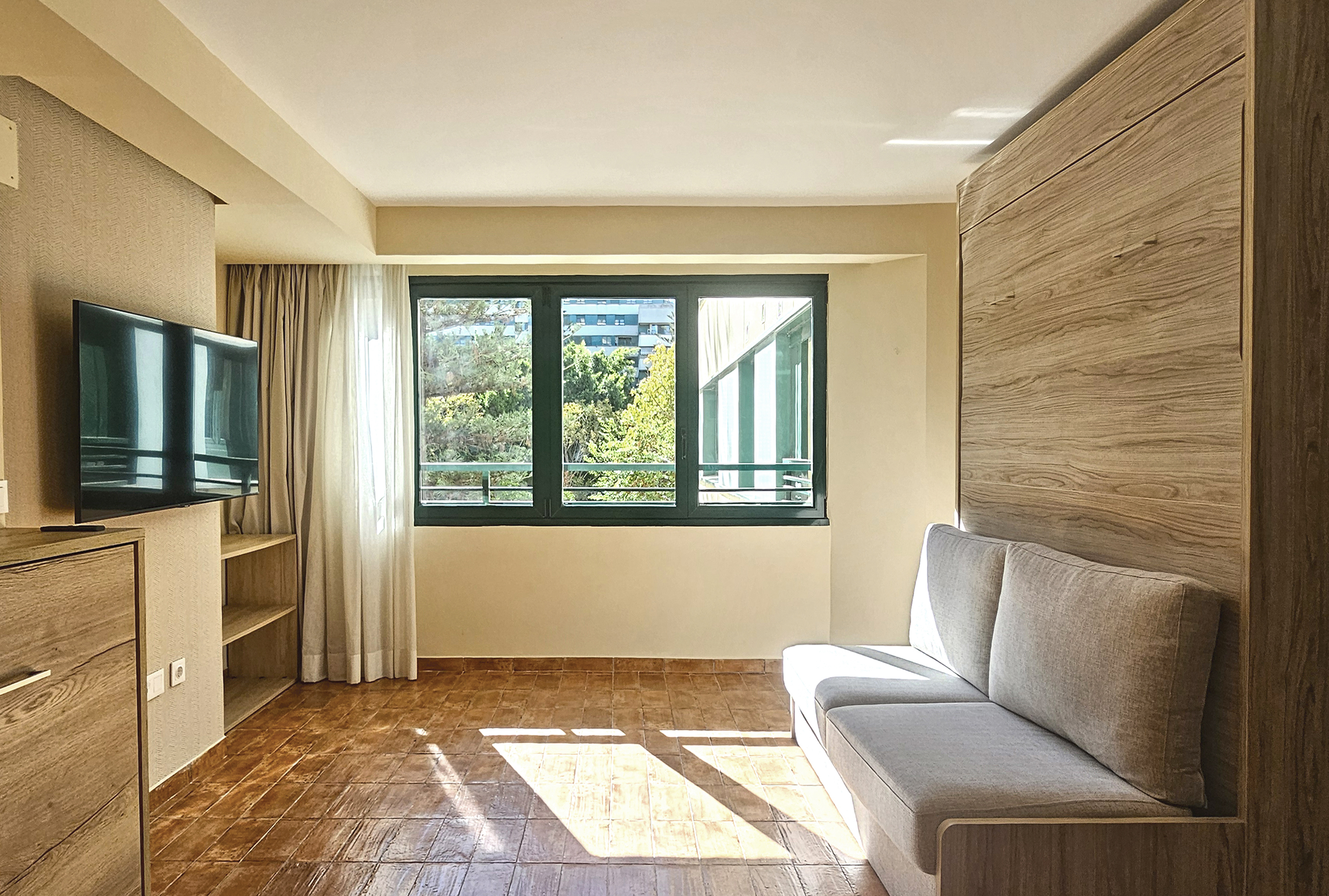 Triple room