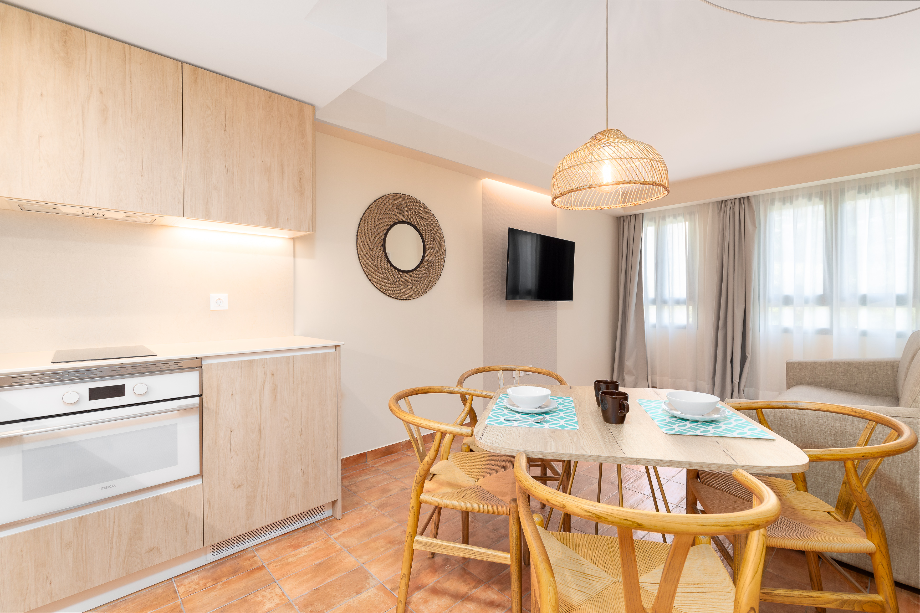 Apartamento de 1 dormitorio con balcón
