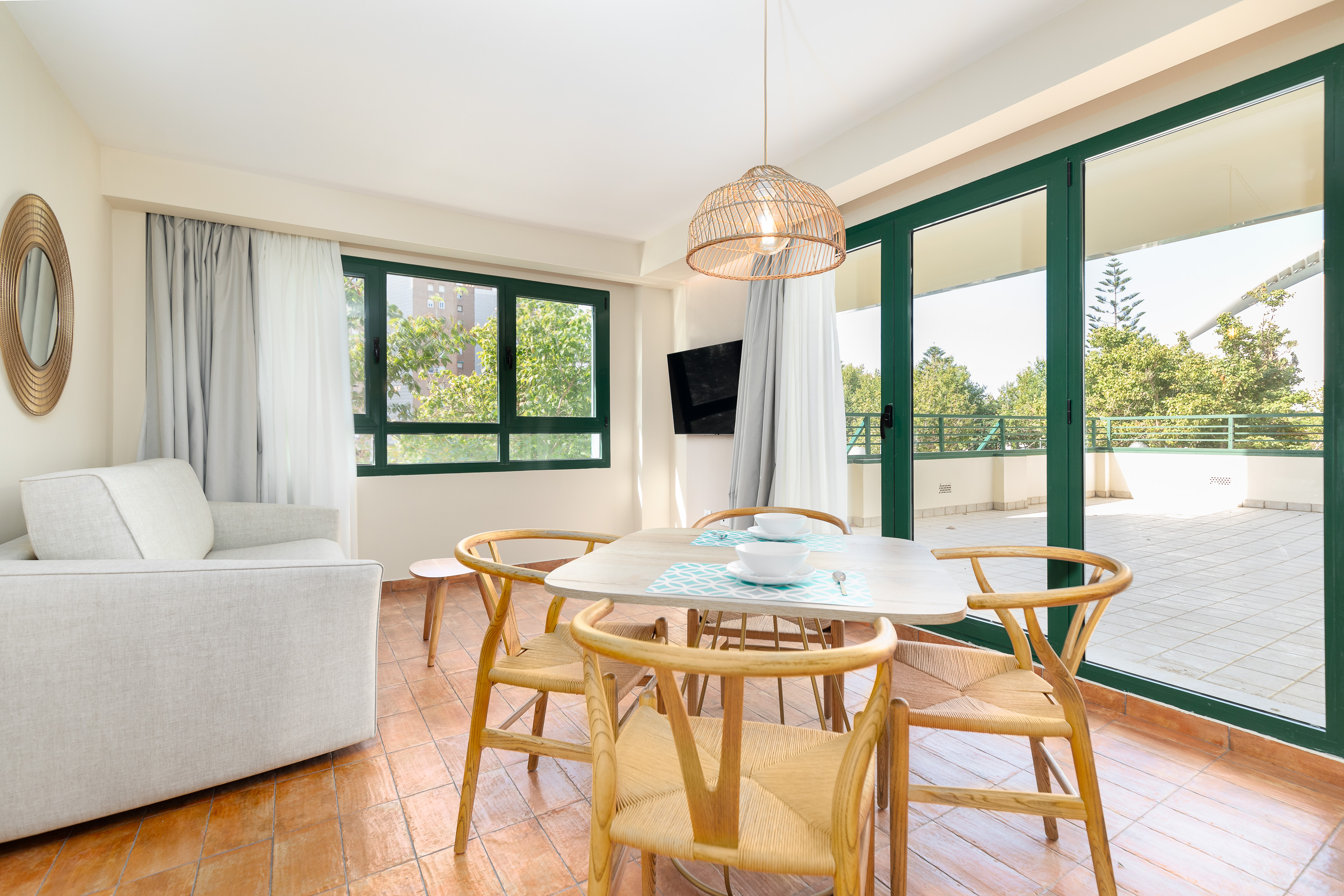 One-bedroom apartment with terrace